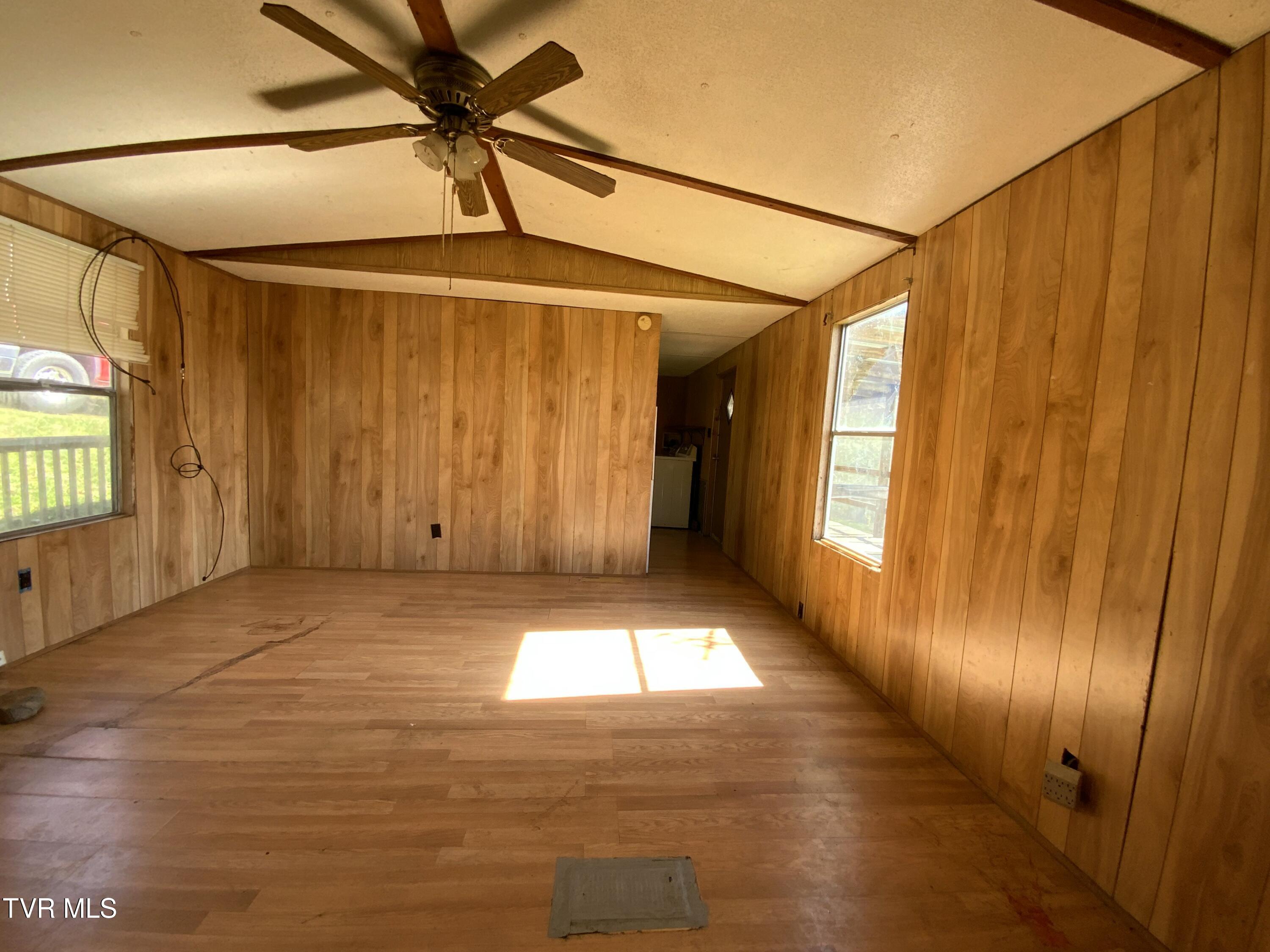 229 235 Henard Road Property Photo 50
