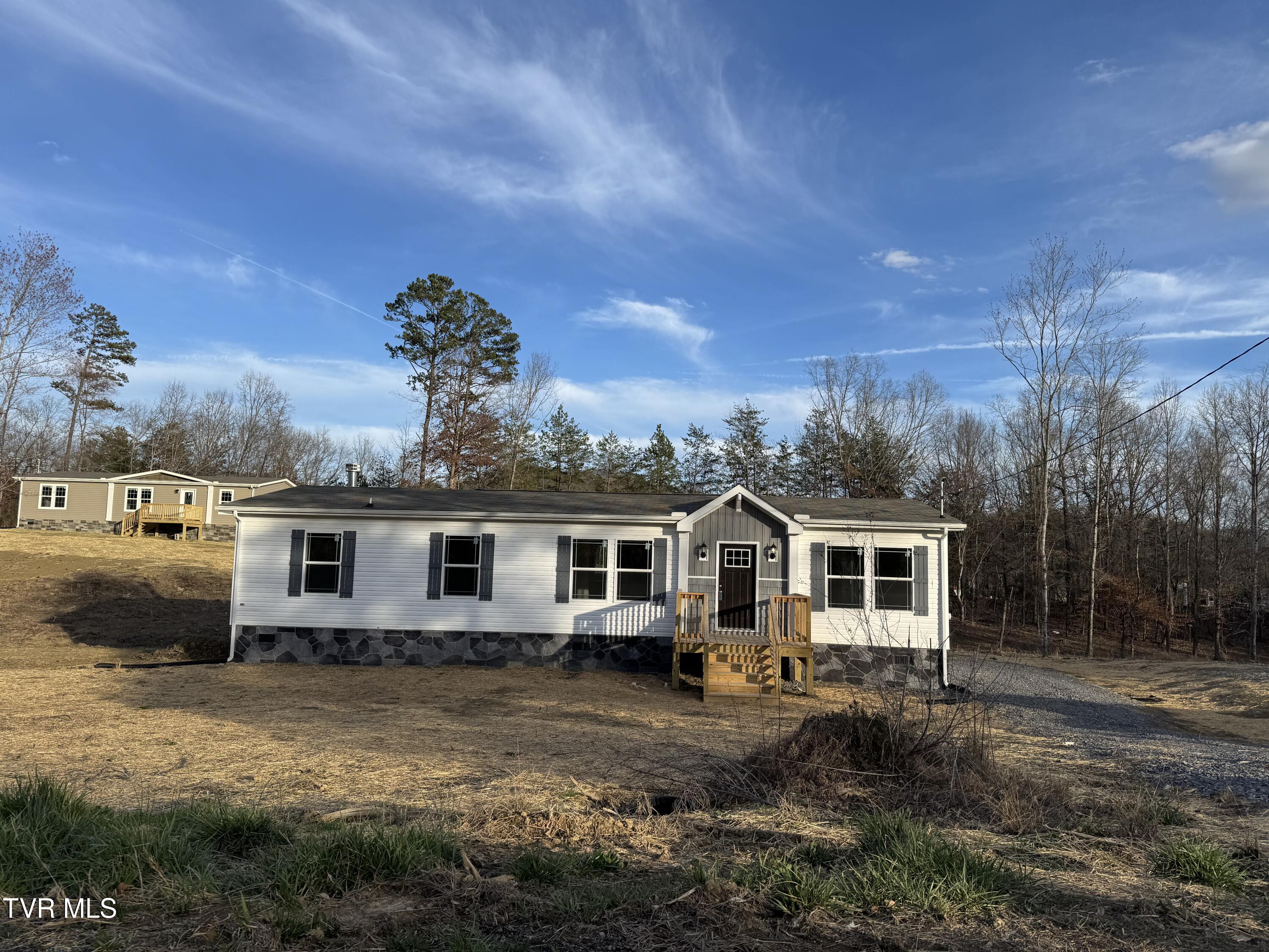 282 Race Track Road Property Photo