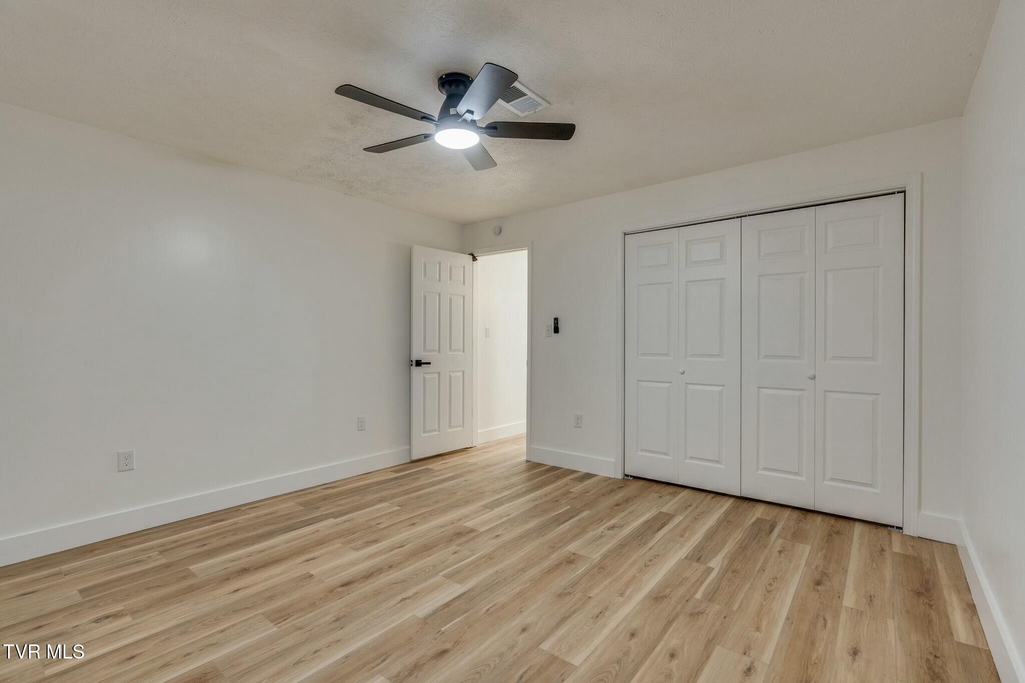 1120 Kinzer Lane Property Photo 39