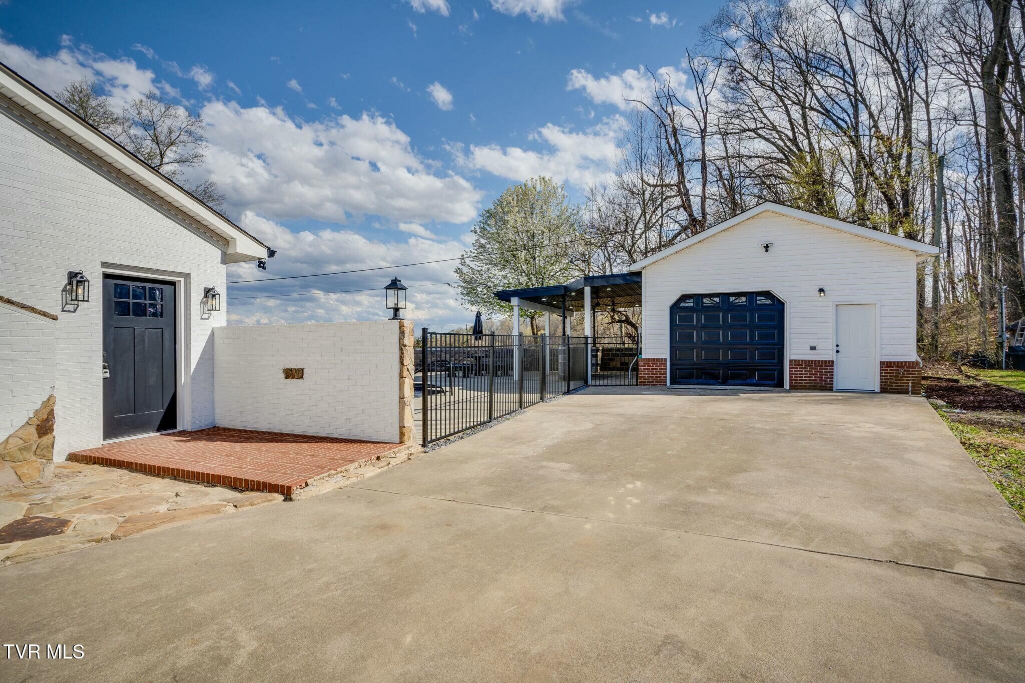 1120 Kinzer Lane Property Photo 41