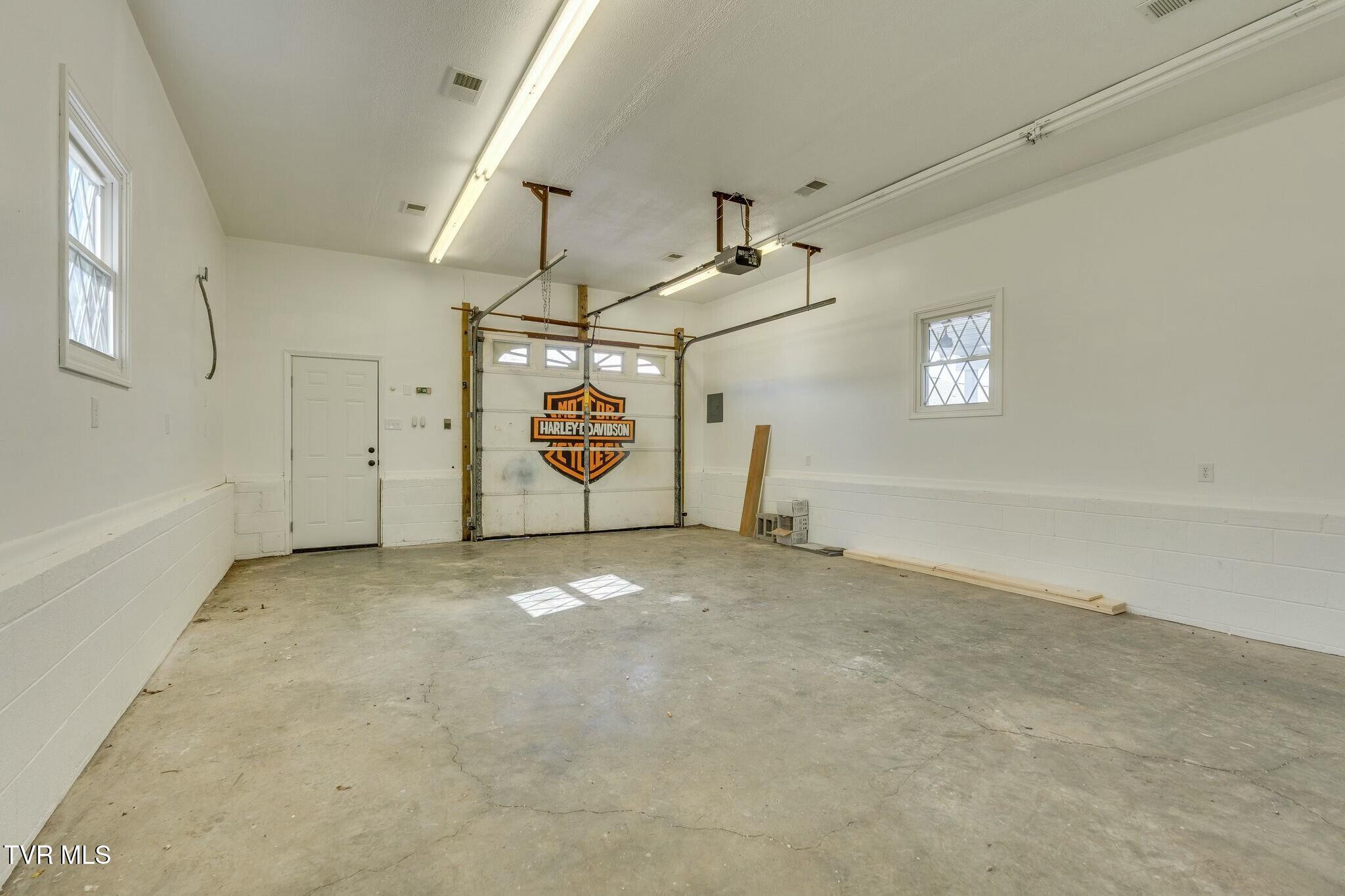 1120 Kinzer Lane Property Photo 44