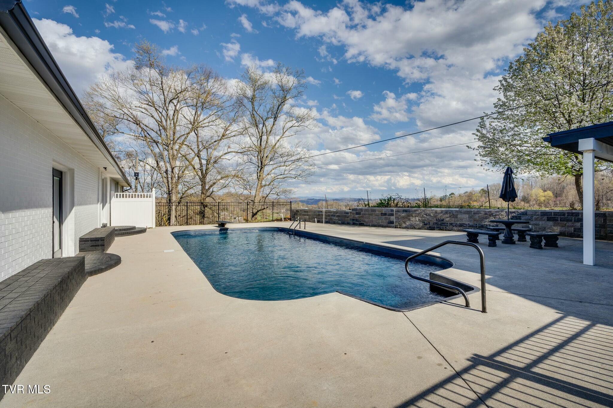 1120 Kinzer Lane Property Photo 45