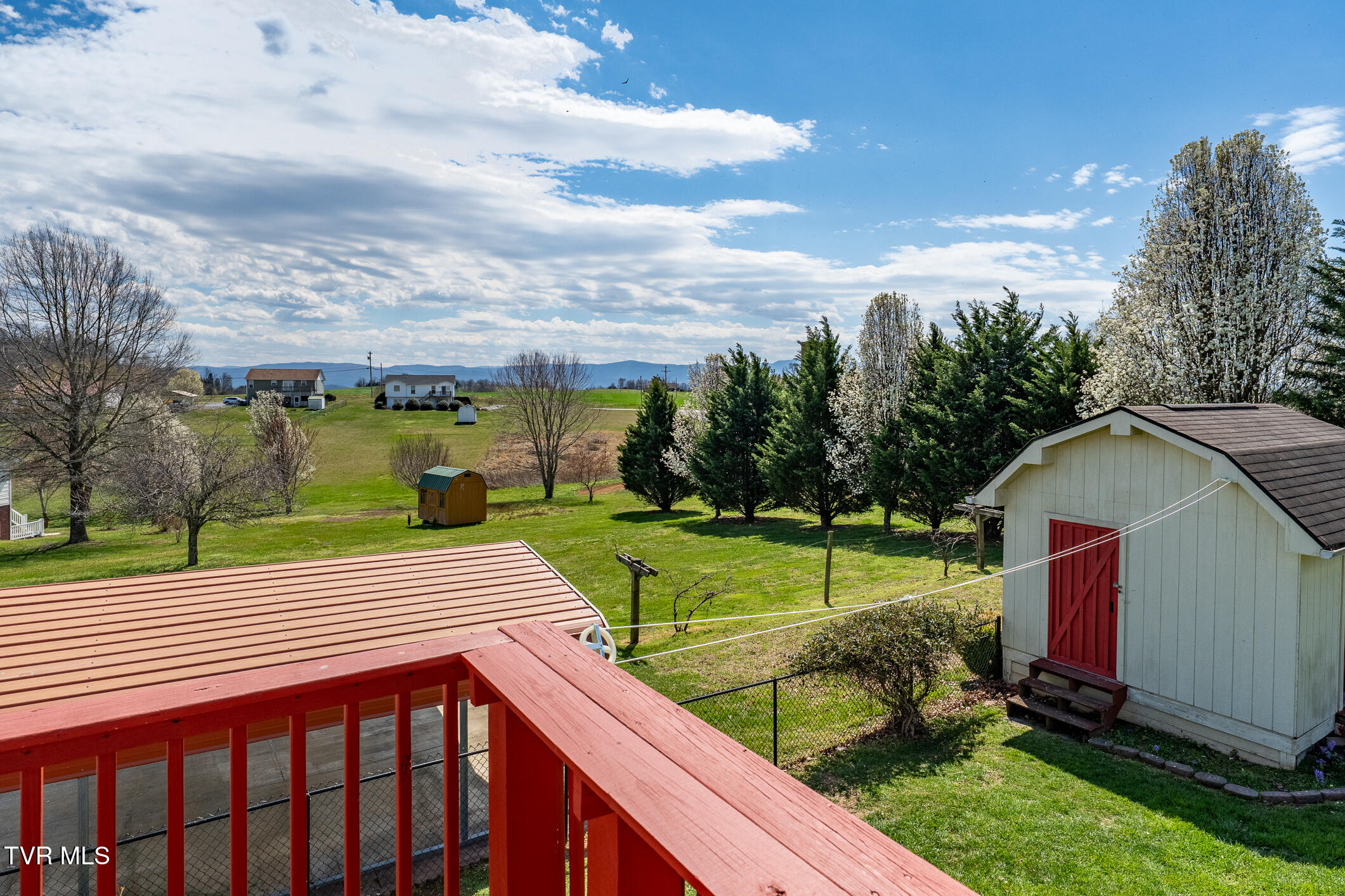 118 Butterfly Court Property Photo 6