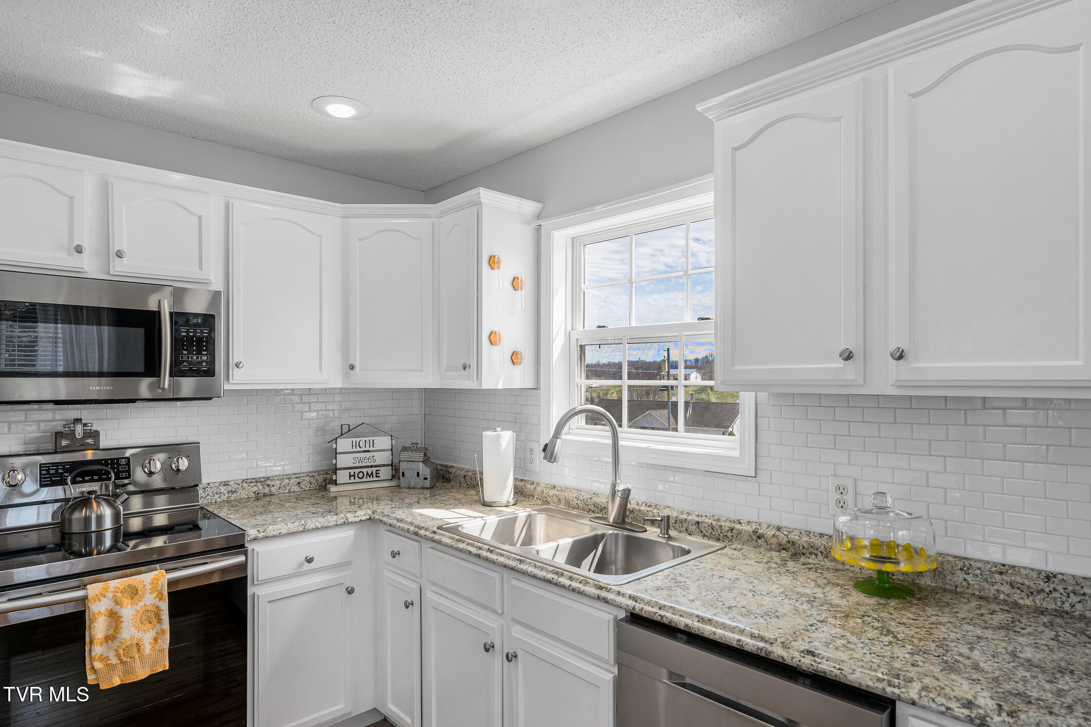 118 Butterfly Court Property Photo 17
