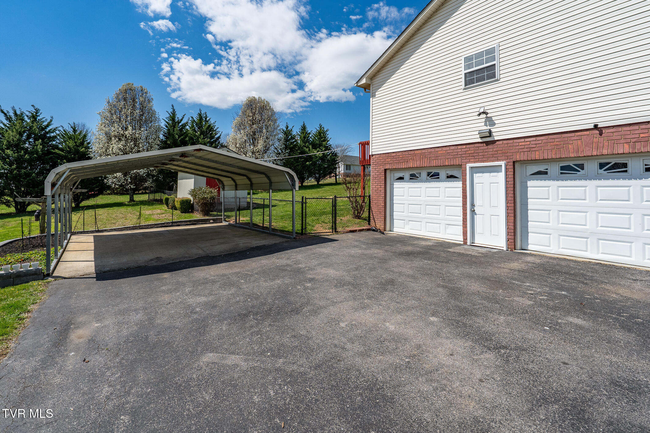 118 Butterfly Court Property Photo 36