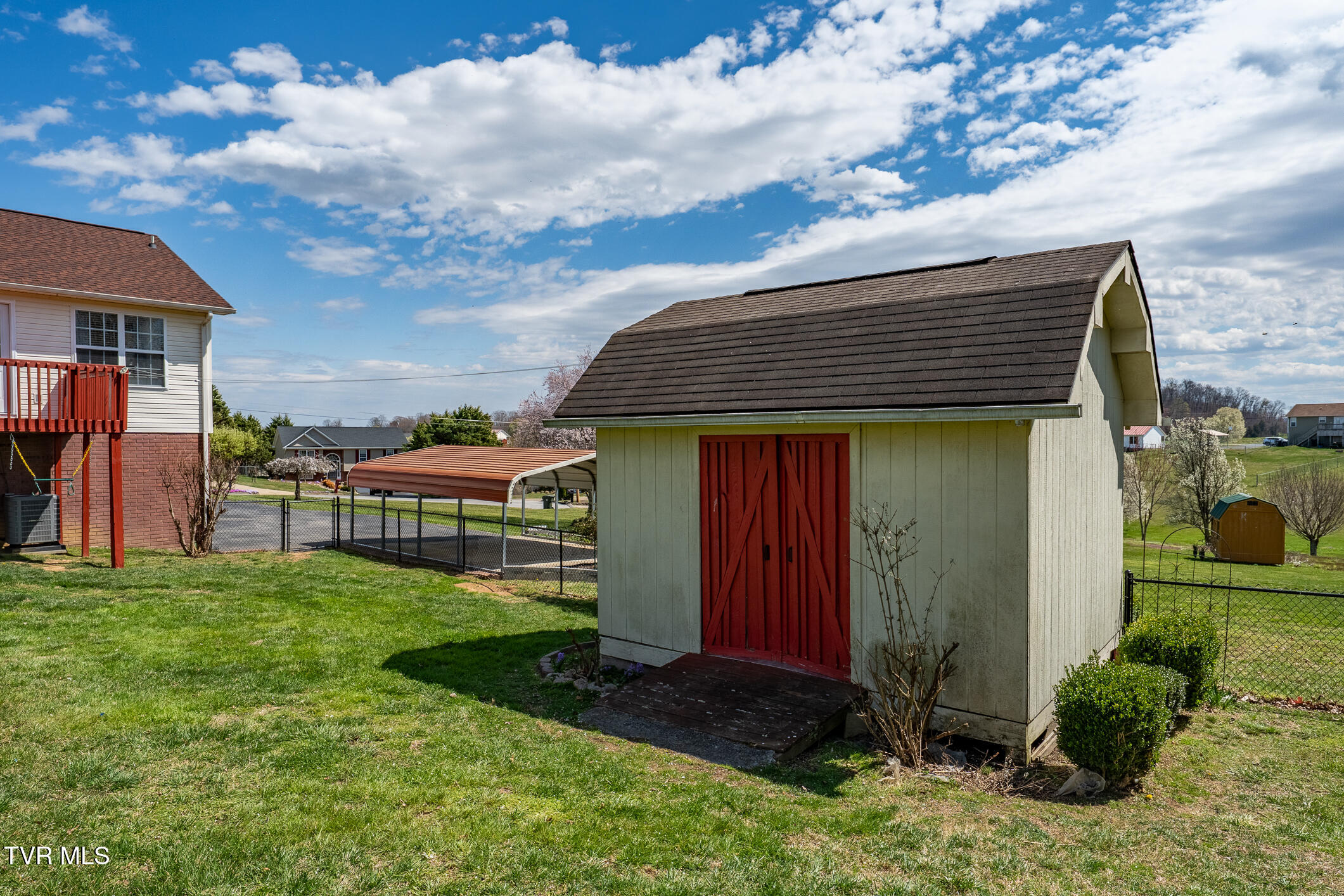 118 Butterfly Court Property Photo 44