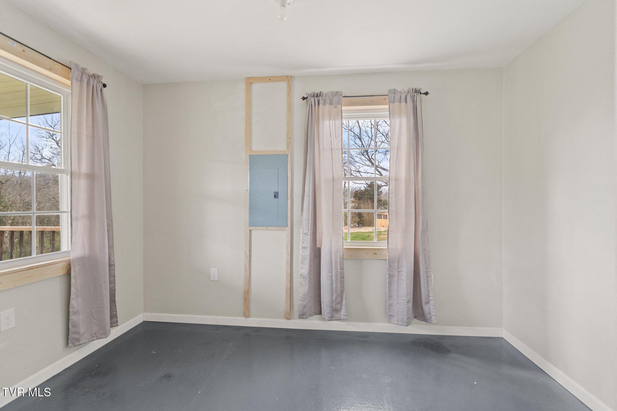 4580 Old Baileyton Road Property Photo 17