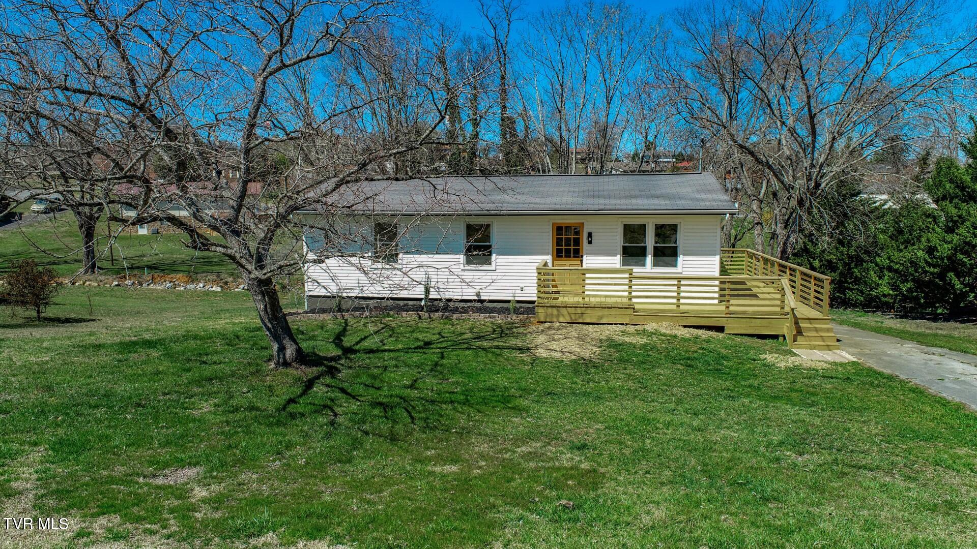 839 Navaho Dr Property Photo 26