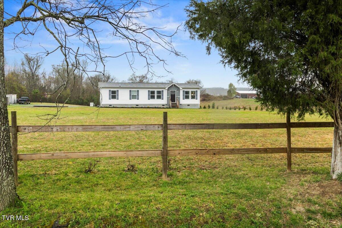 1615 Christian Bend Road Property Photo 2