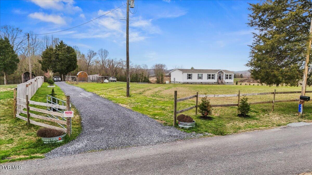 1615 Christian Bend Road Property Photo 3