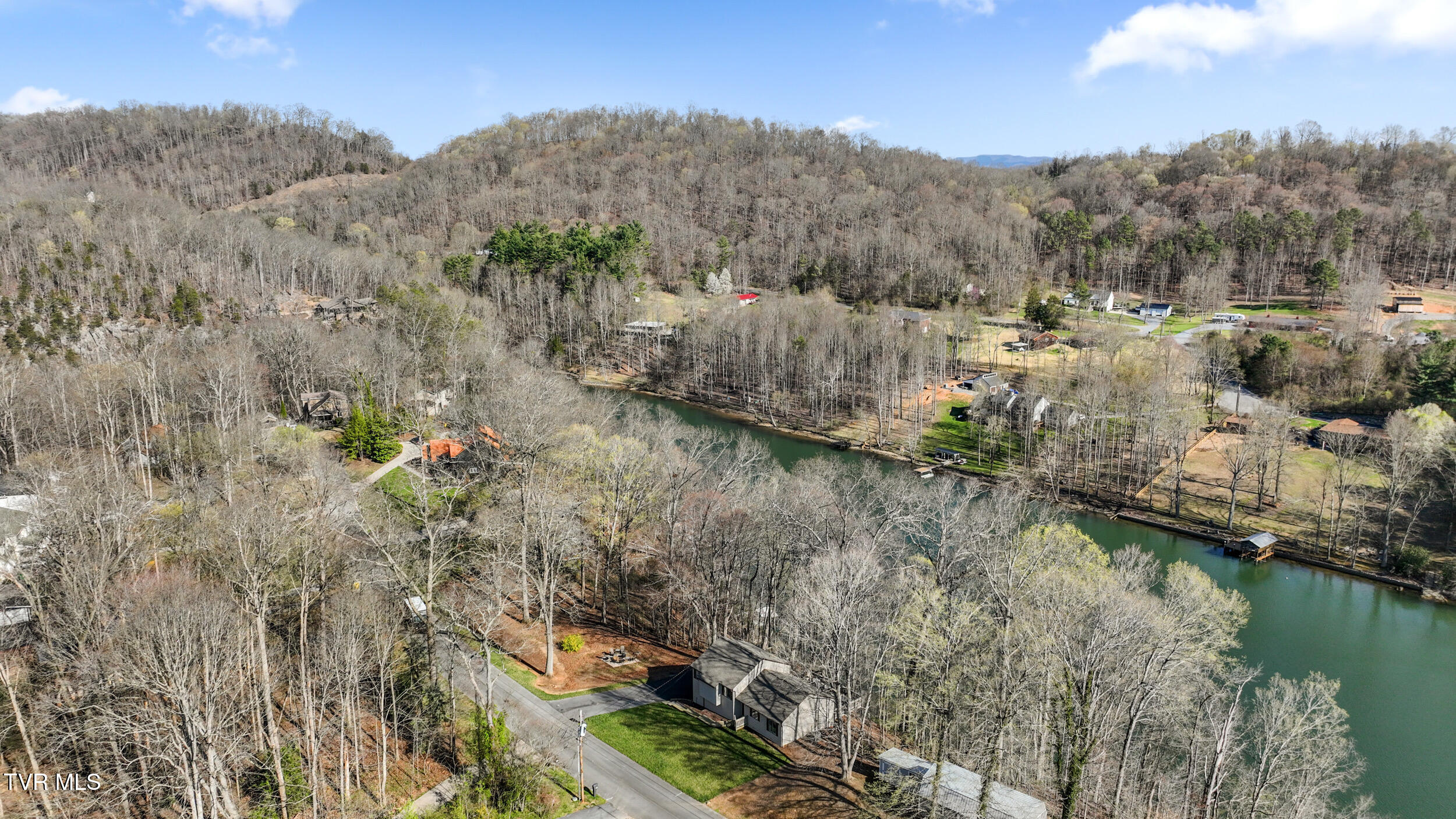 5060 Lake Forest Drive Property Photo 40