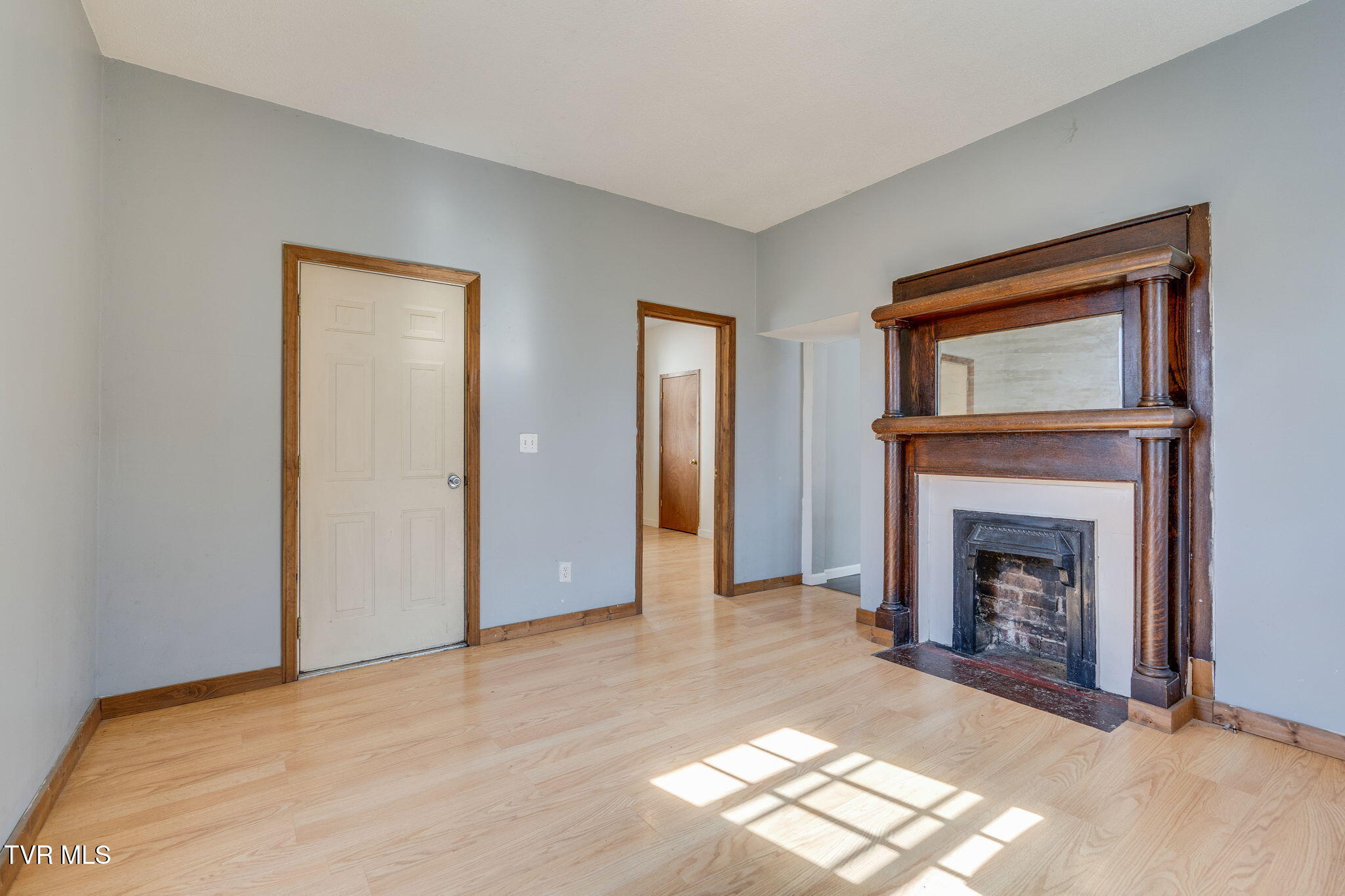 316 Ash Street Property Photo 5