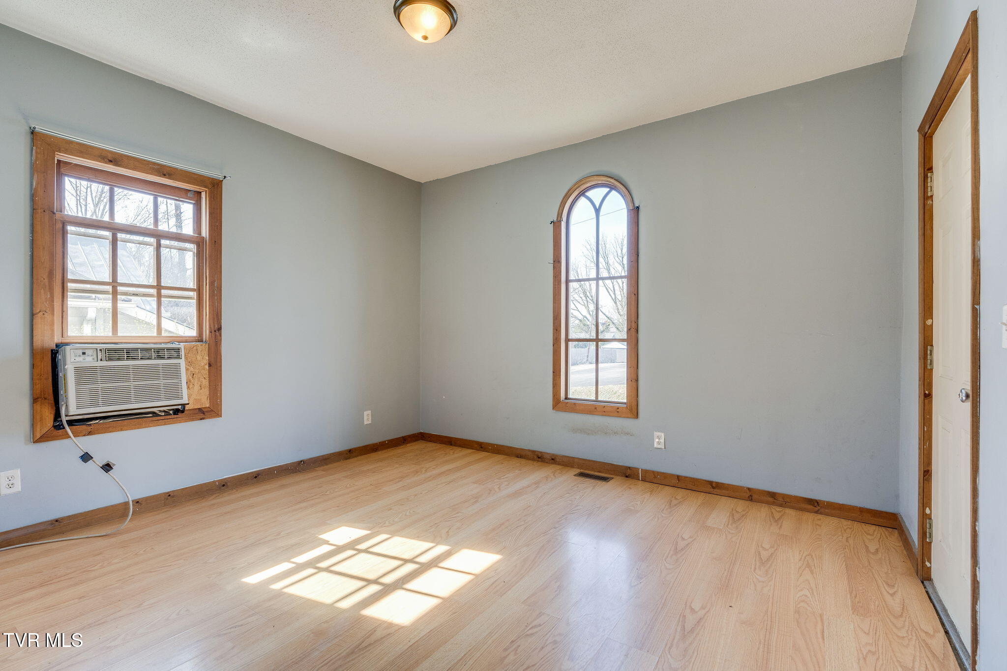 316 Ash Street Property Photo 6