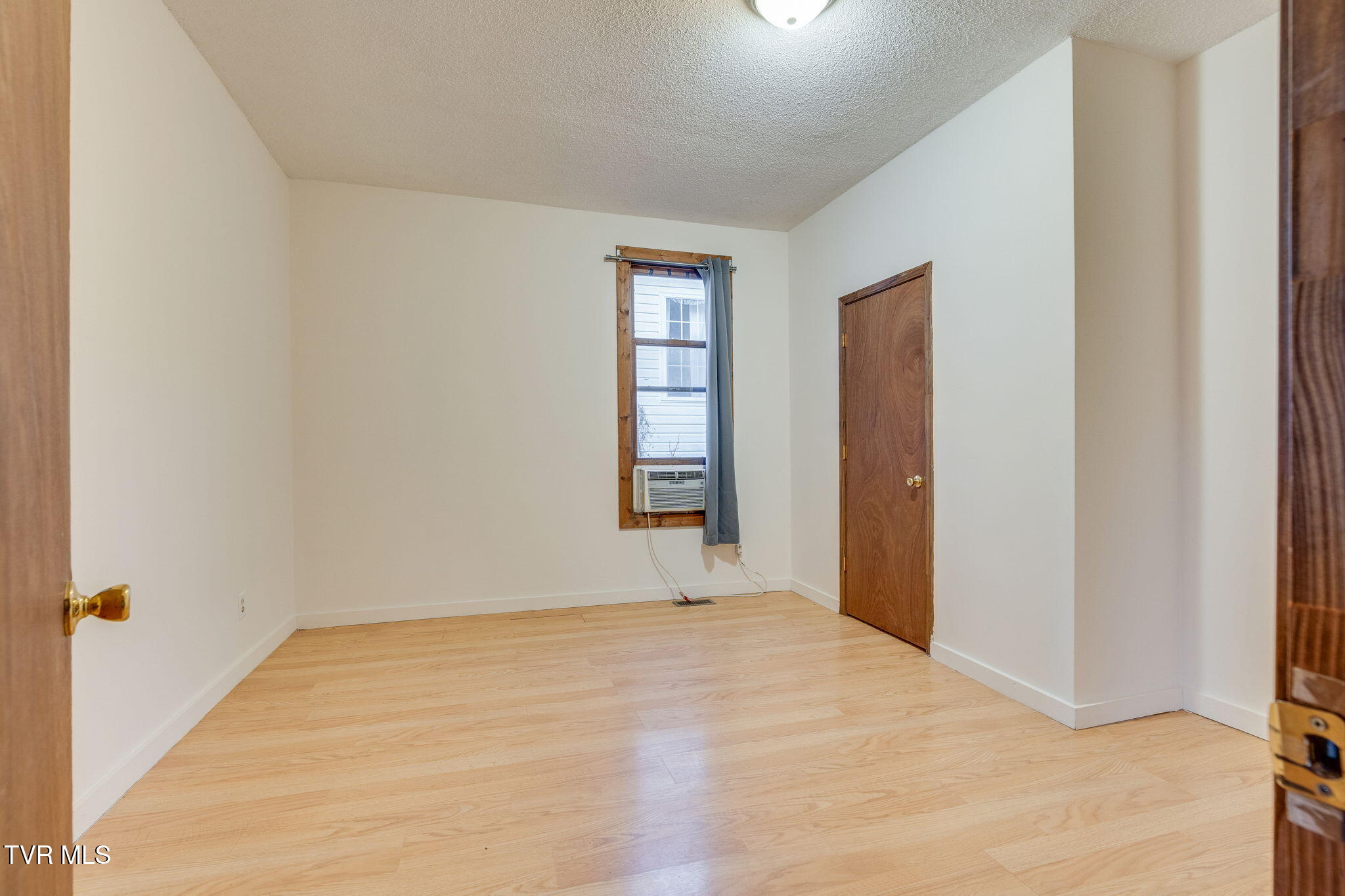 316 Ash Street Property Photo 17
