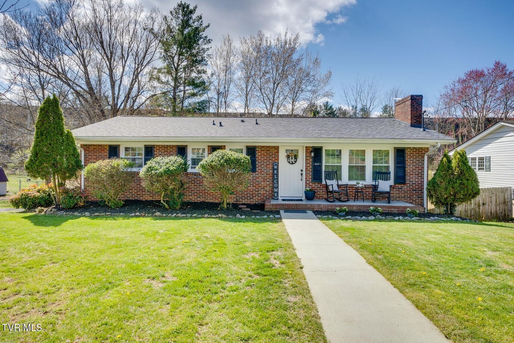 324 Green Valley Road Property Photo