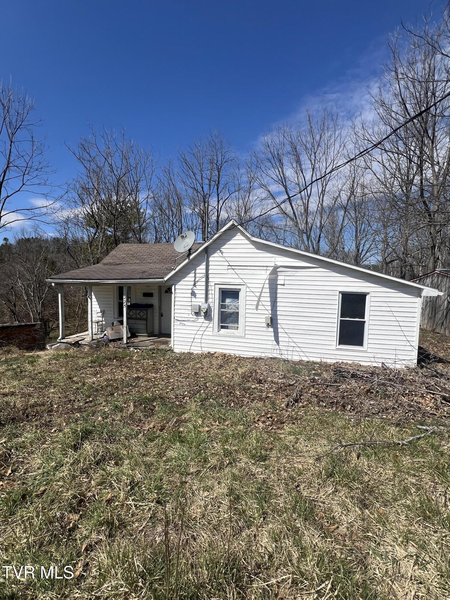 225 Georgia Street Property Photo 1