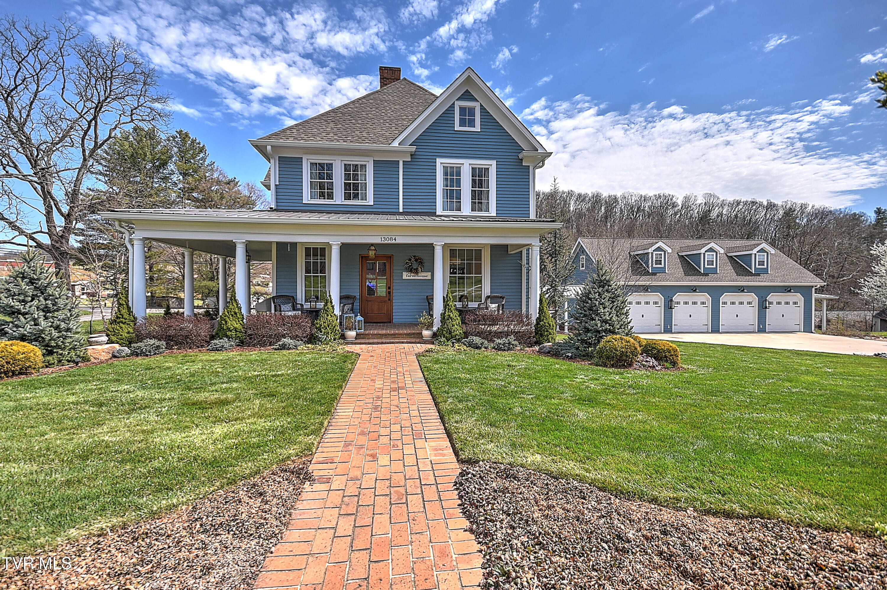 13084 Wallace Pike Property Photo 1