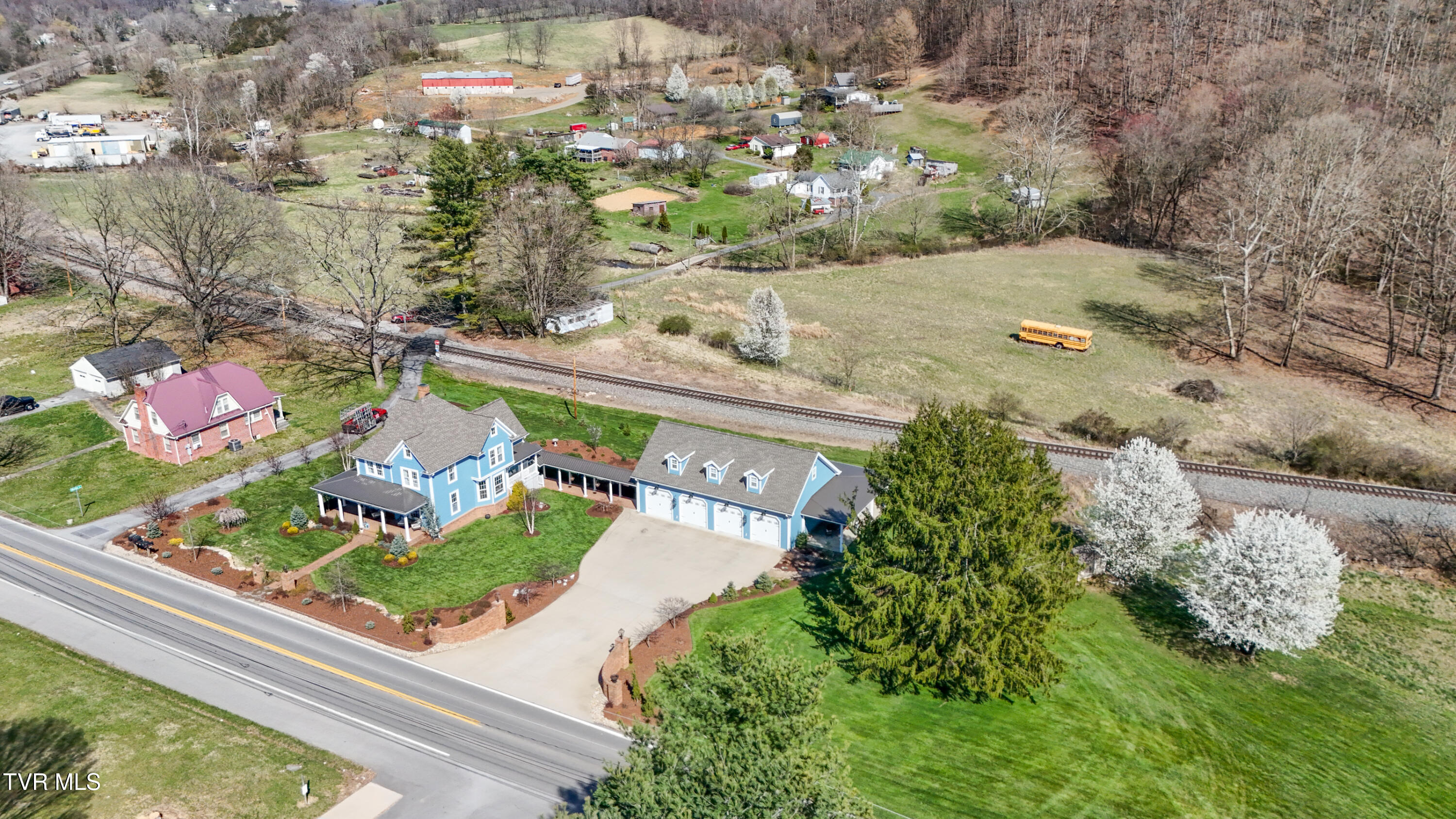13084 Wallace Pike Property Photo 33