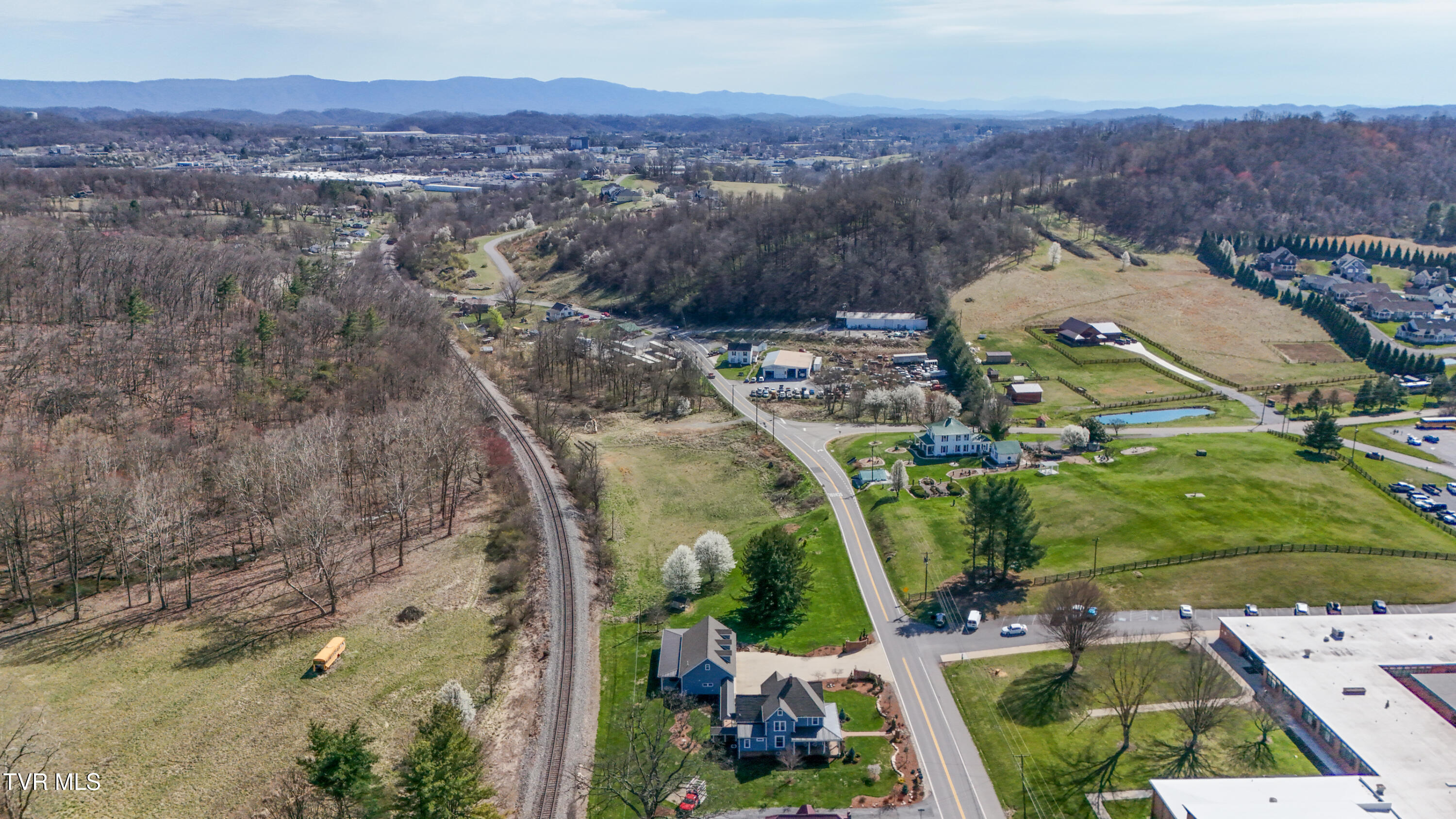 13084 Wallace Pike Property Photo 68