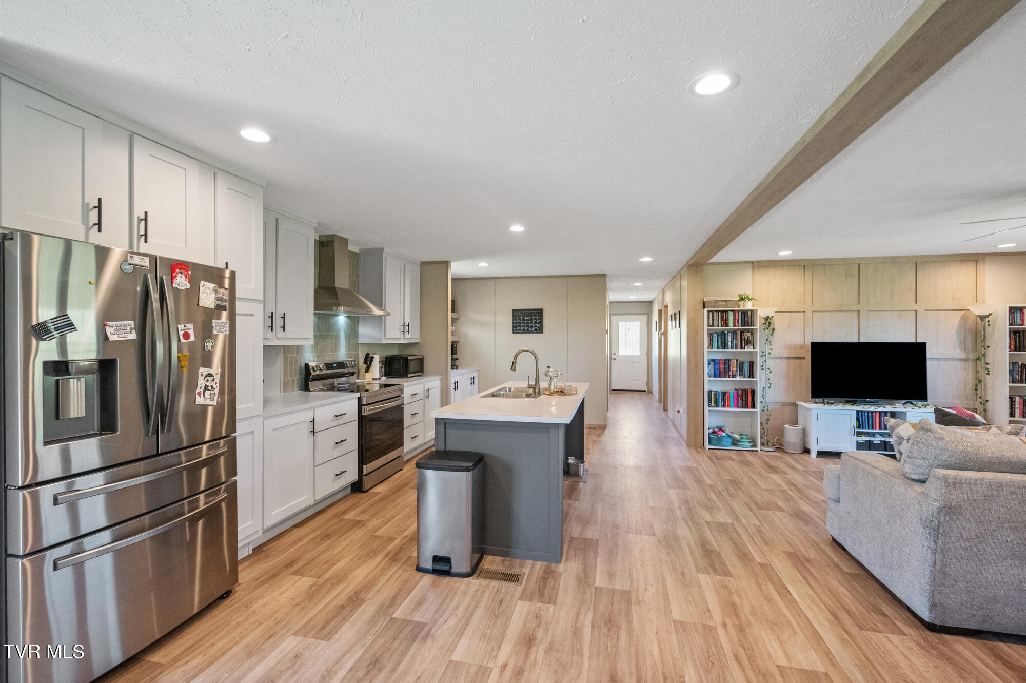4508 Weaver Pike Property Photo 17