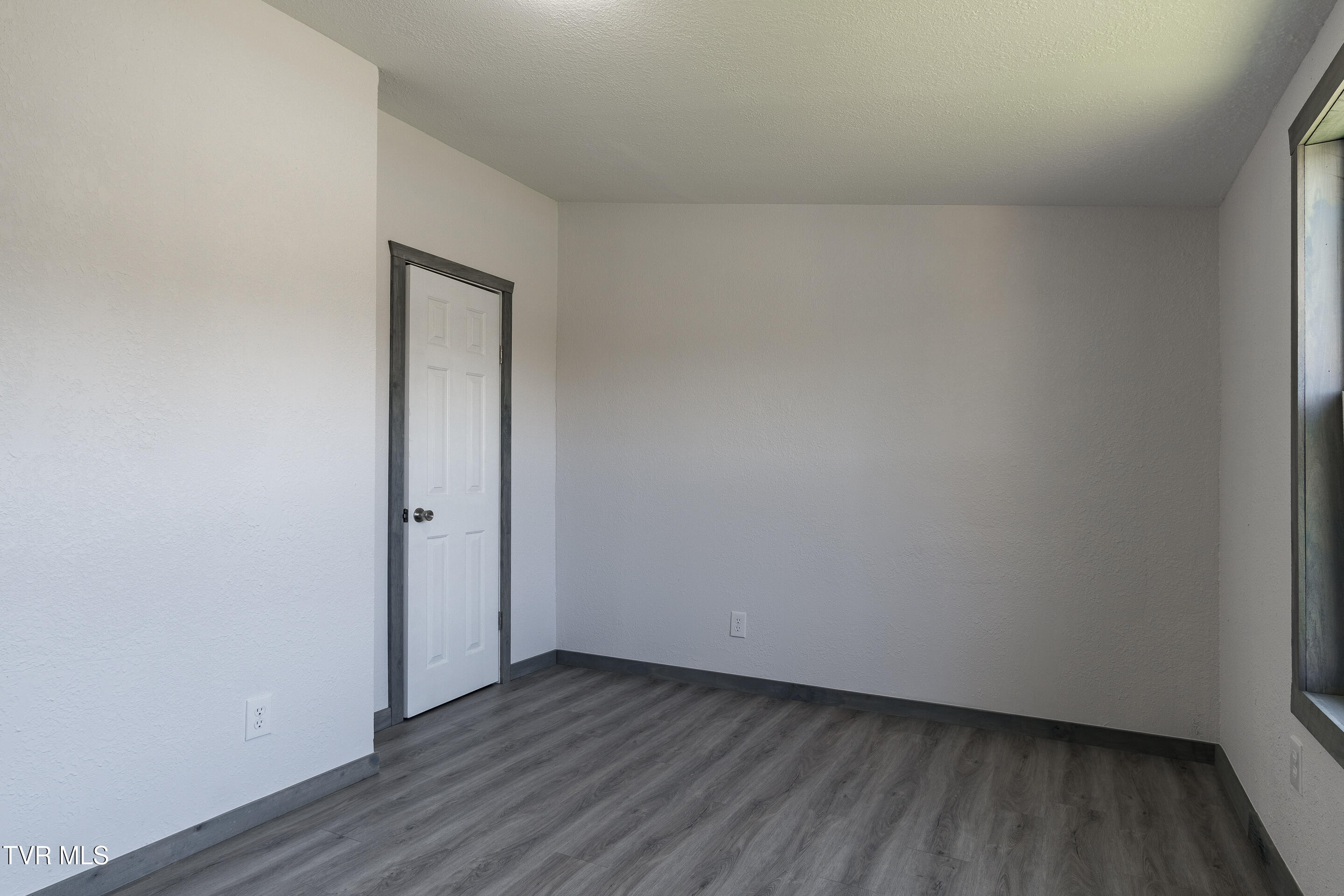 1400 West Pines Road Property Photo 24