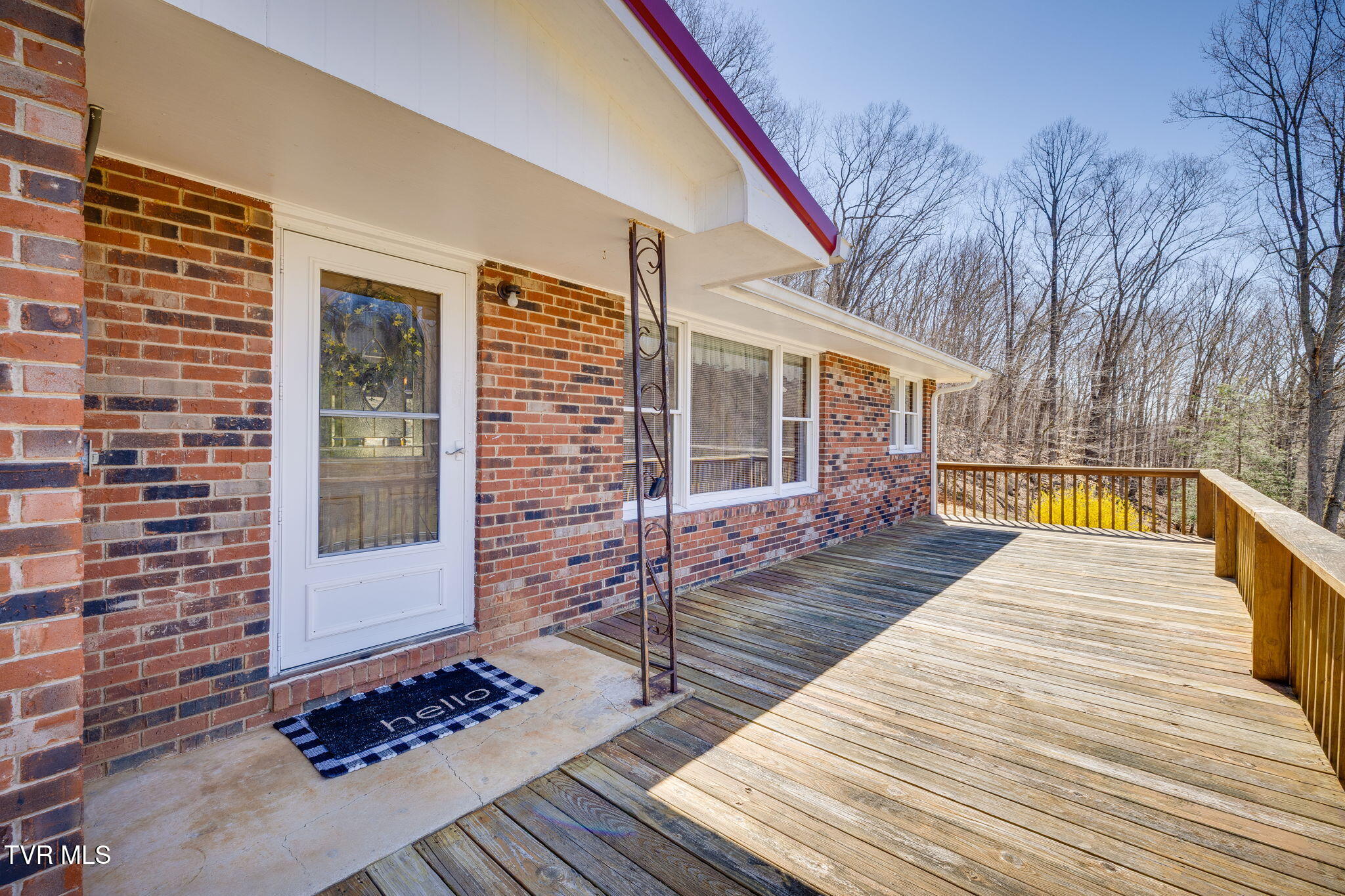 1820 Veterans Memorial Highway Property Photo 4