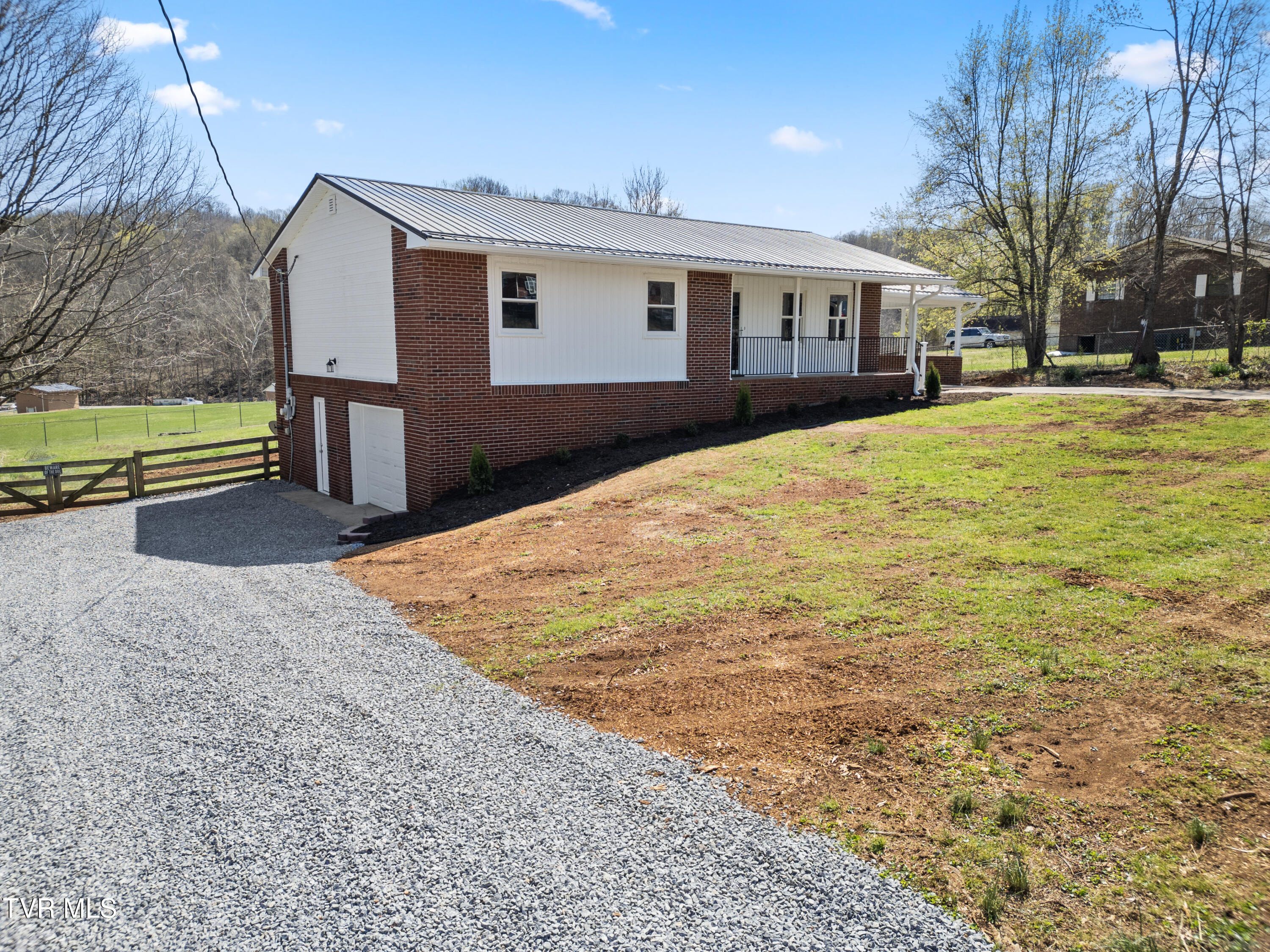 218 Livesay Circle Property Photo 2