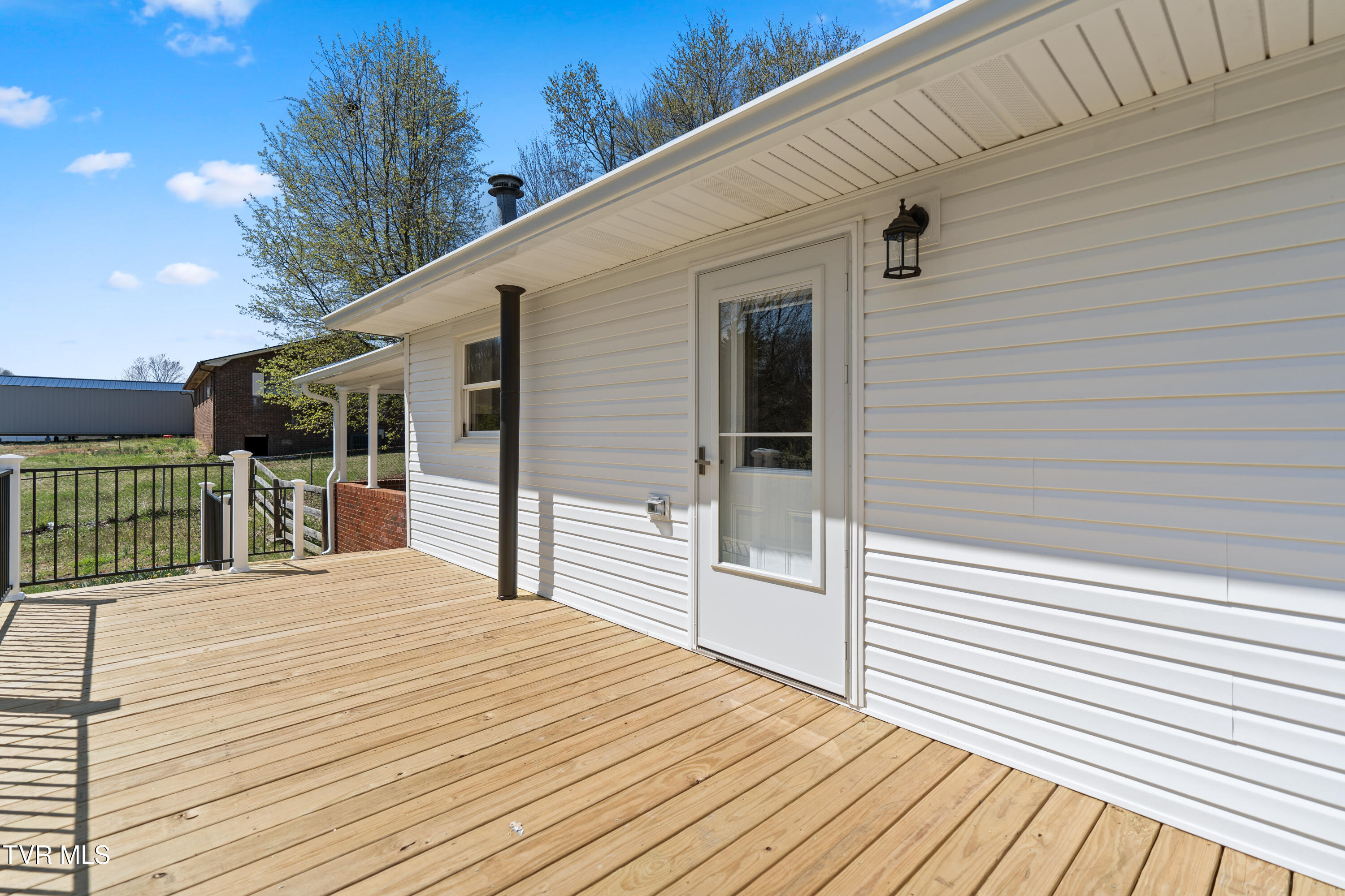 218 Livesay Circle Property Photo 4