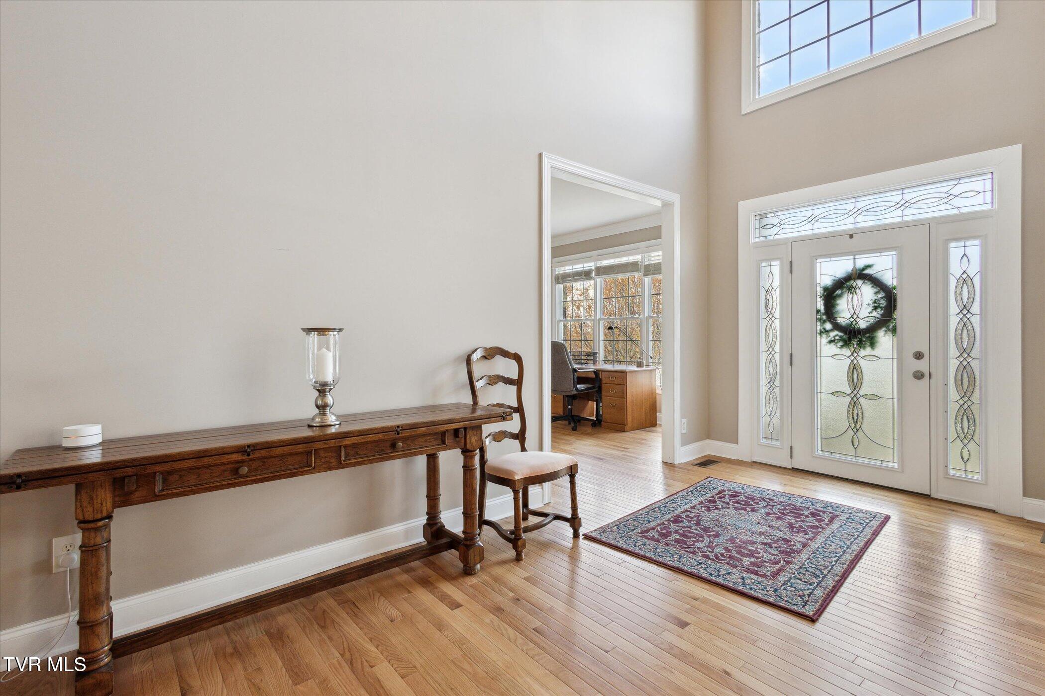 128 Reed Circle Property Photo 3