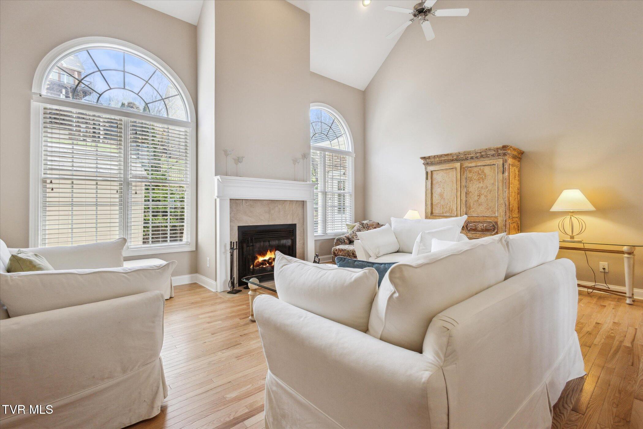 128 Reed Circle Property Photo 4