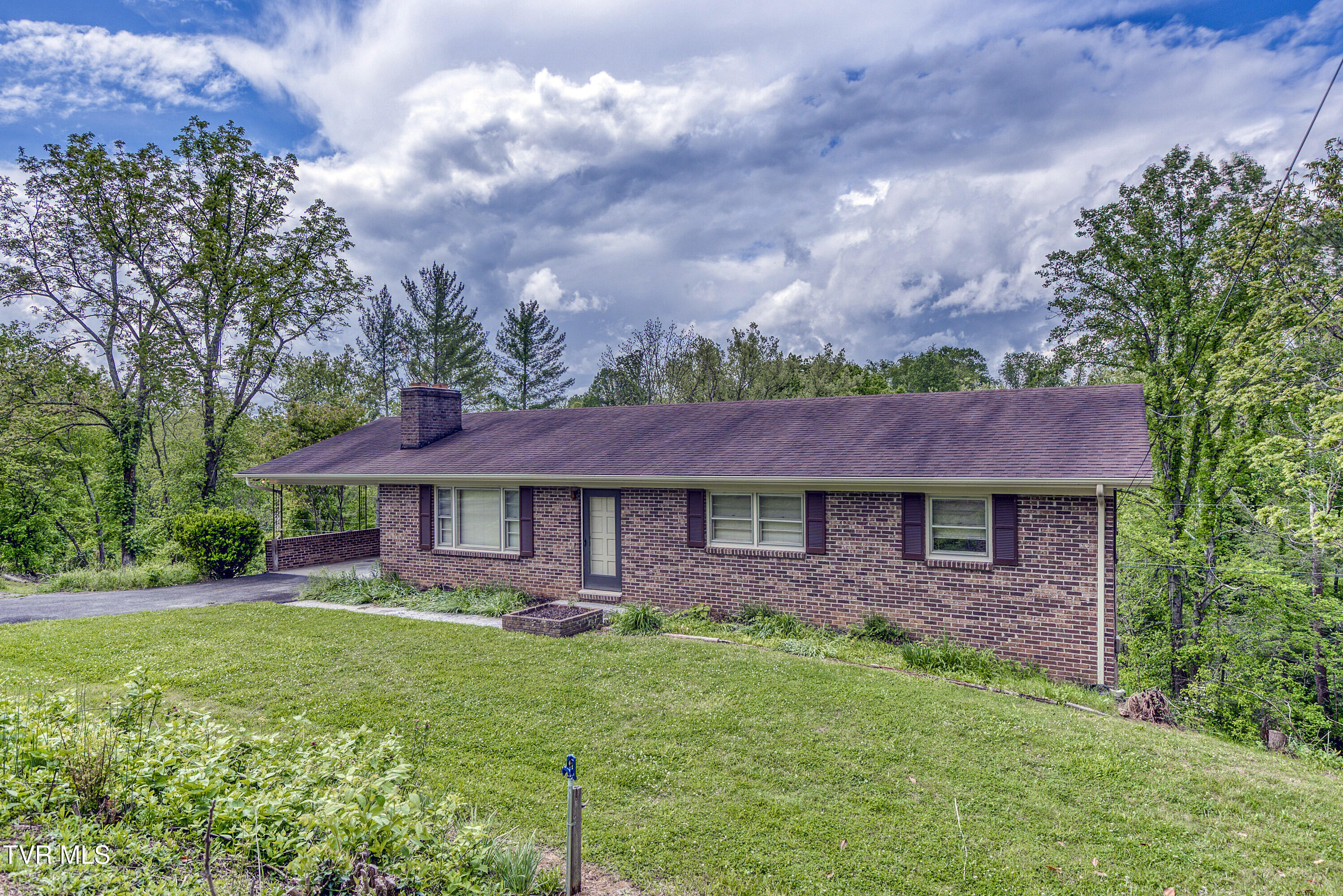 23476 Golden View Drive Property Photo