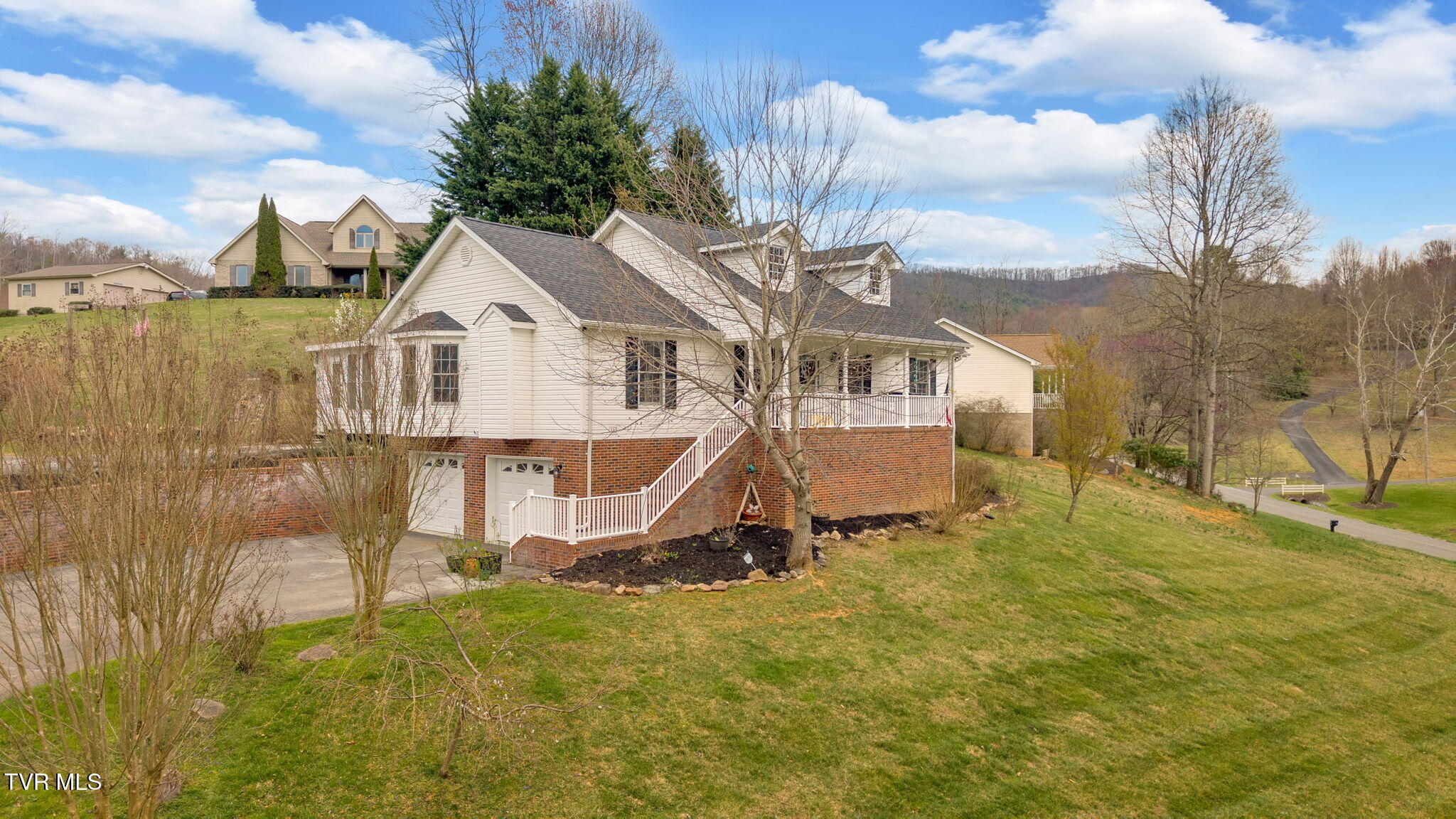 163 Springbrook Road Property Photo 2