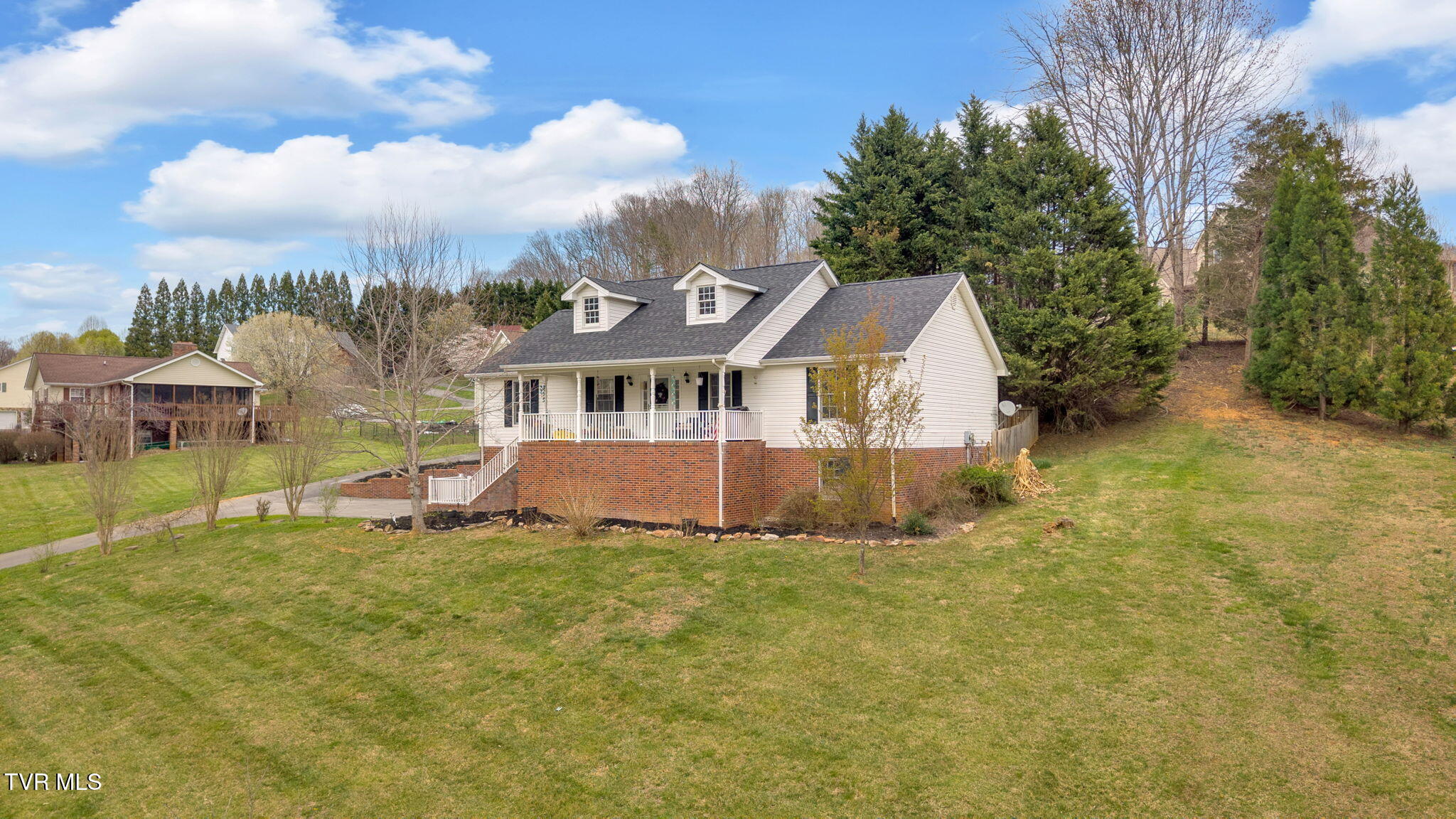 163 Springbrook Road Property Photo 3