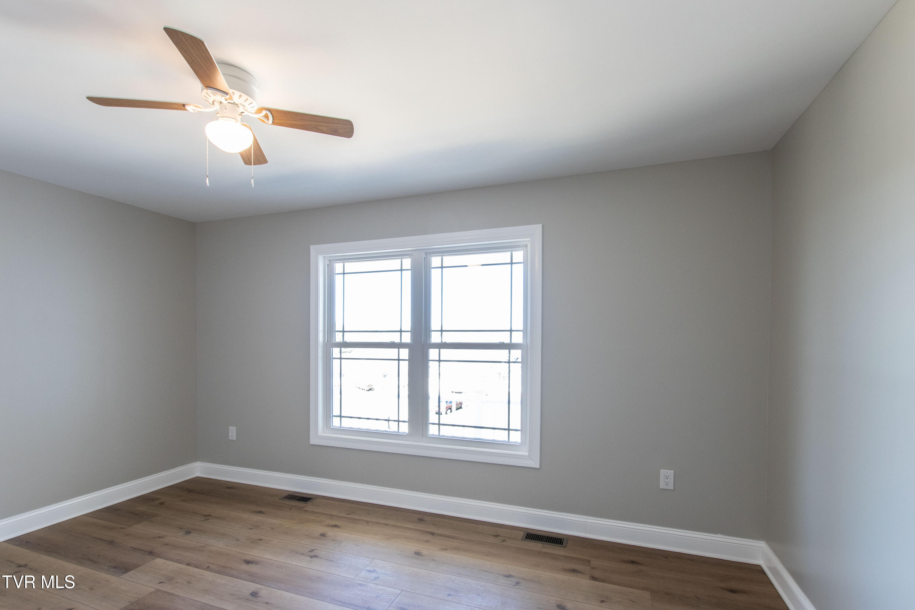 18495 Keeneland Lane Property Photo 17