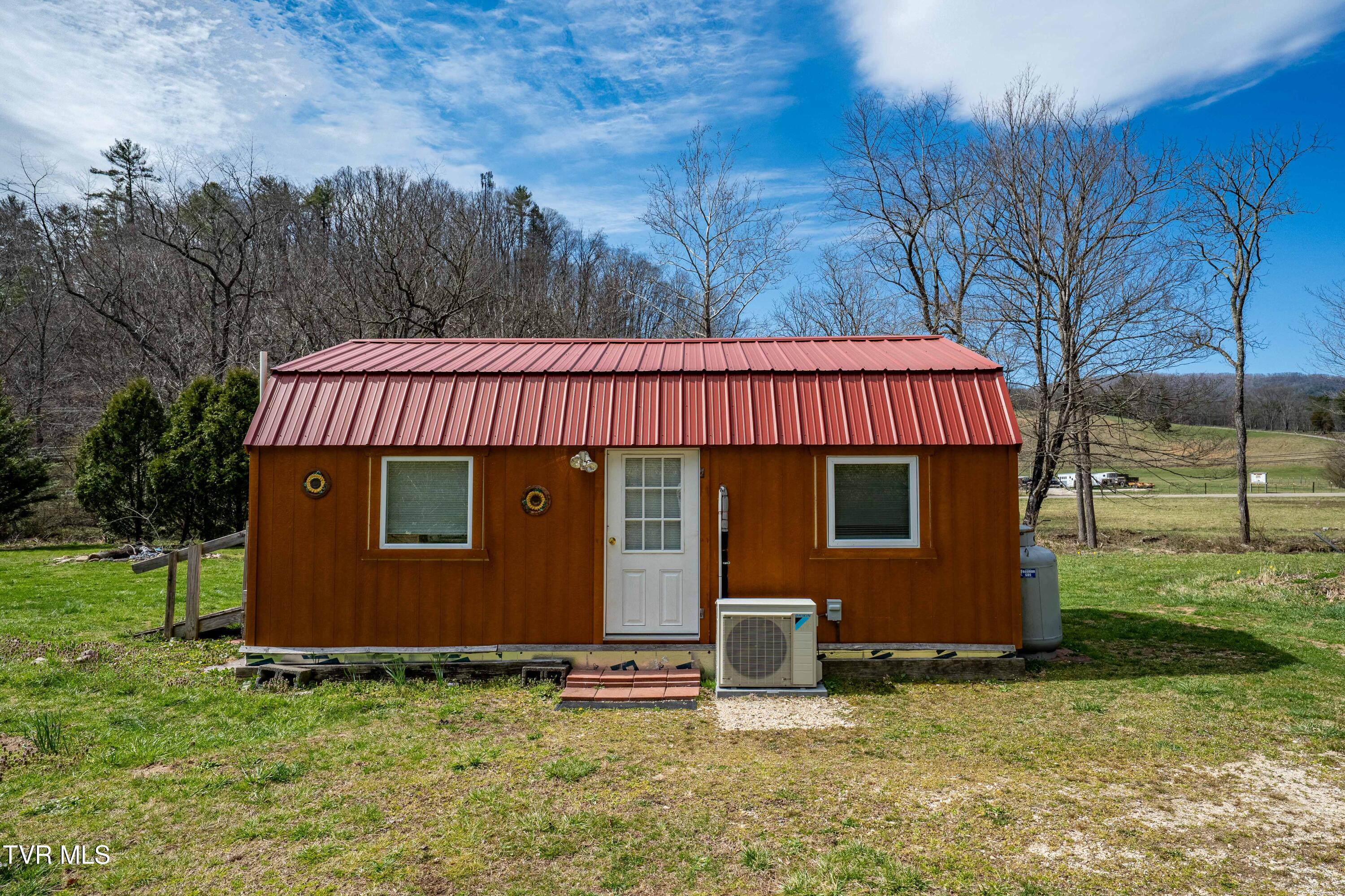 672 Stage Coach Loop Property Photo 8