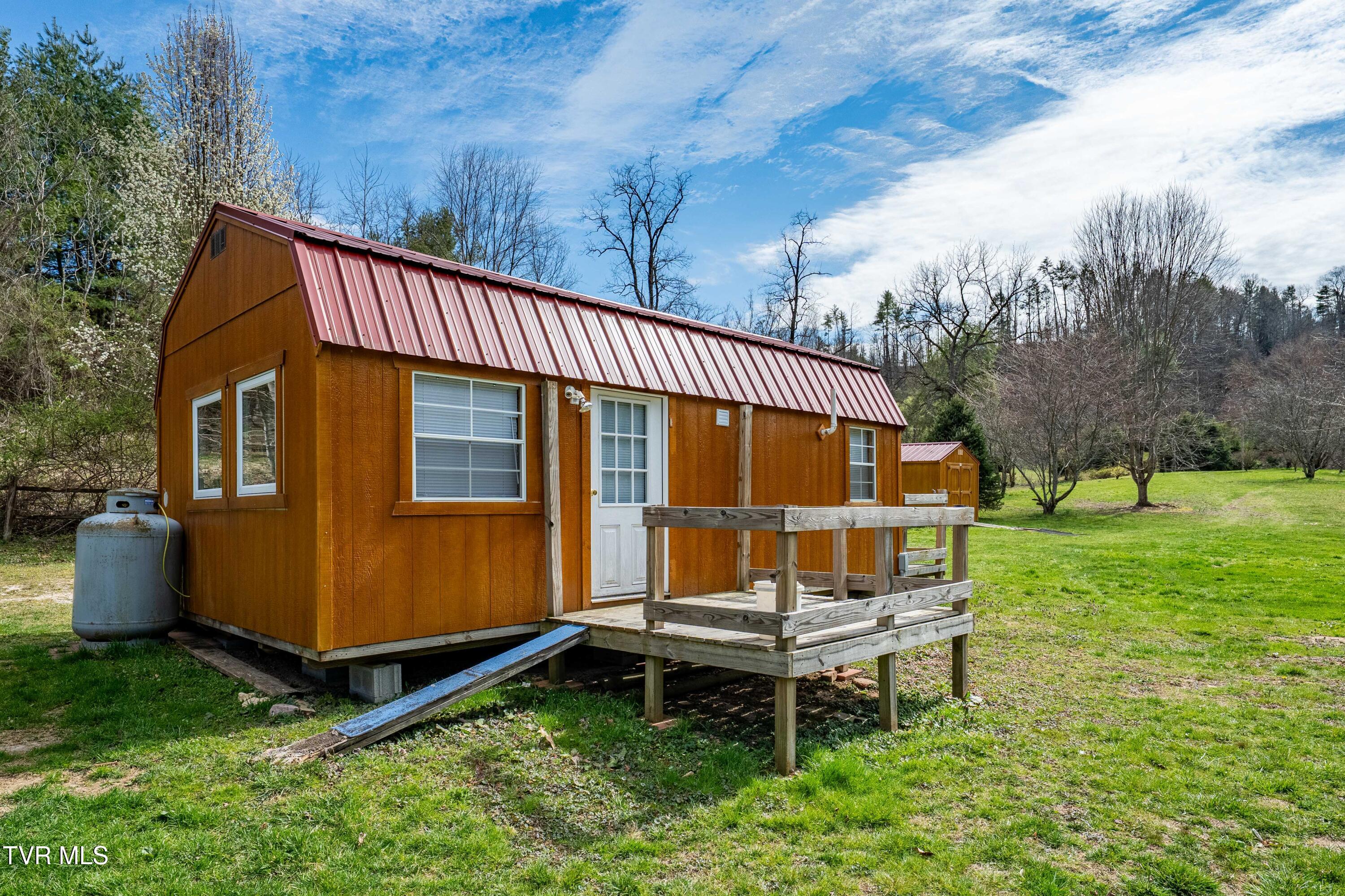 672 Stage Coach Loop Property Photo 11