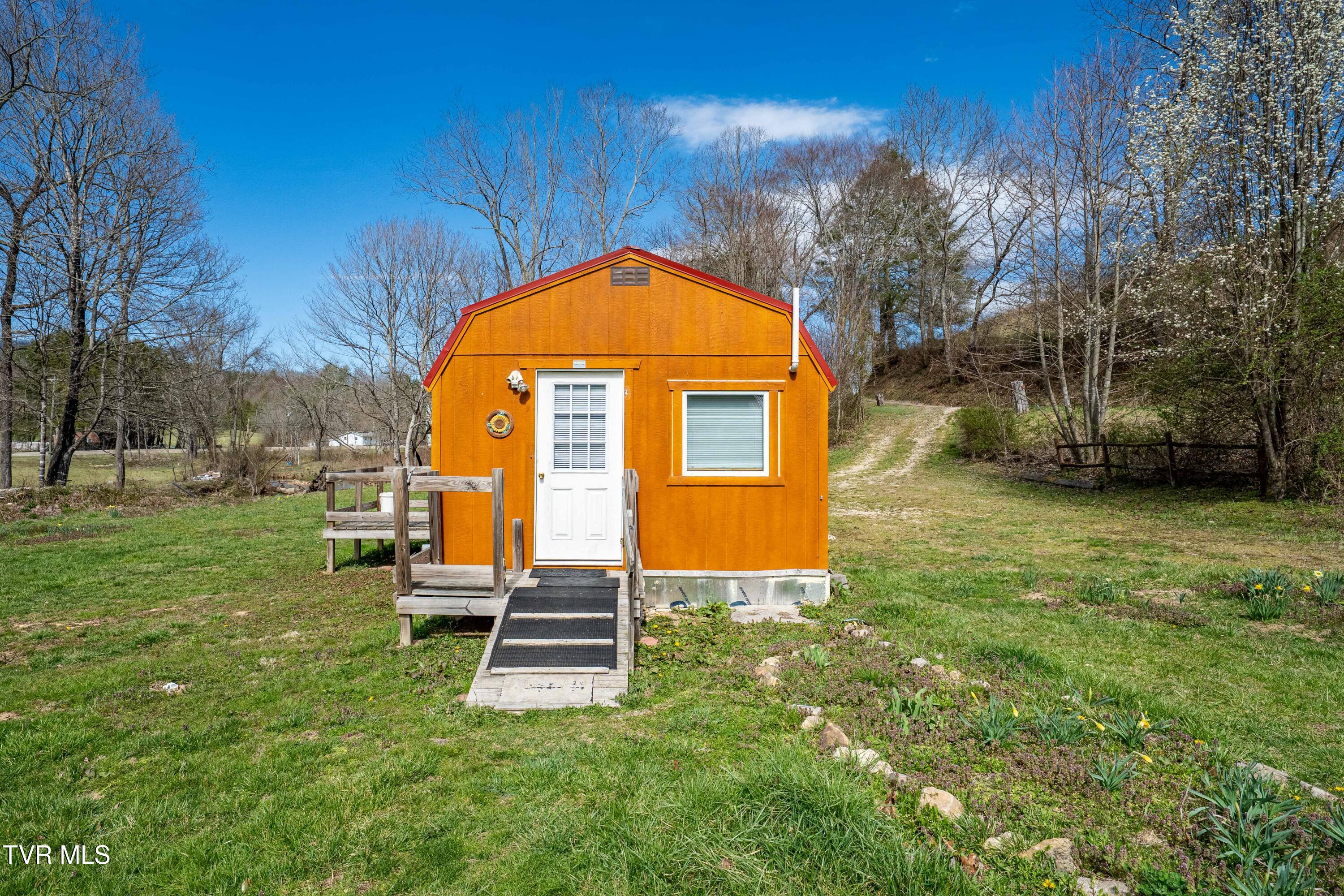 672 Stage Coach Loop Property Photo 13