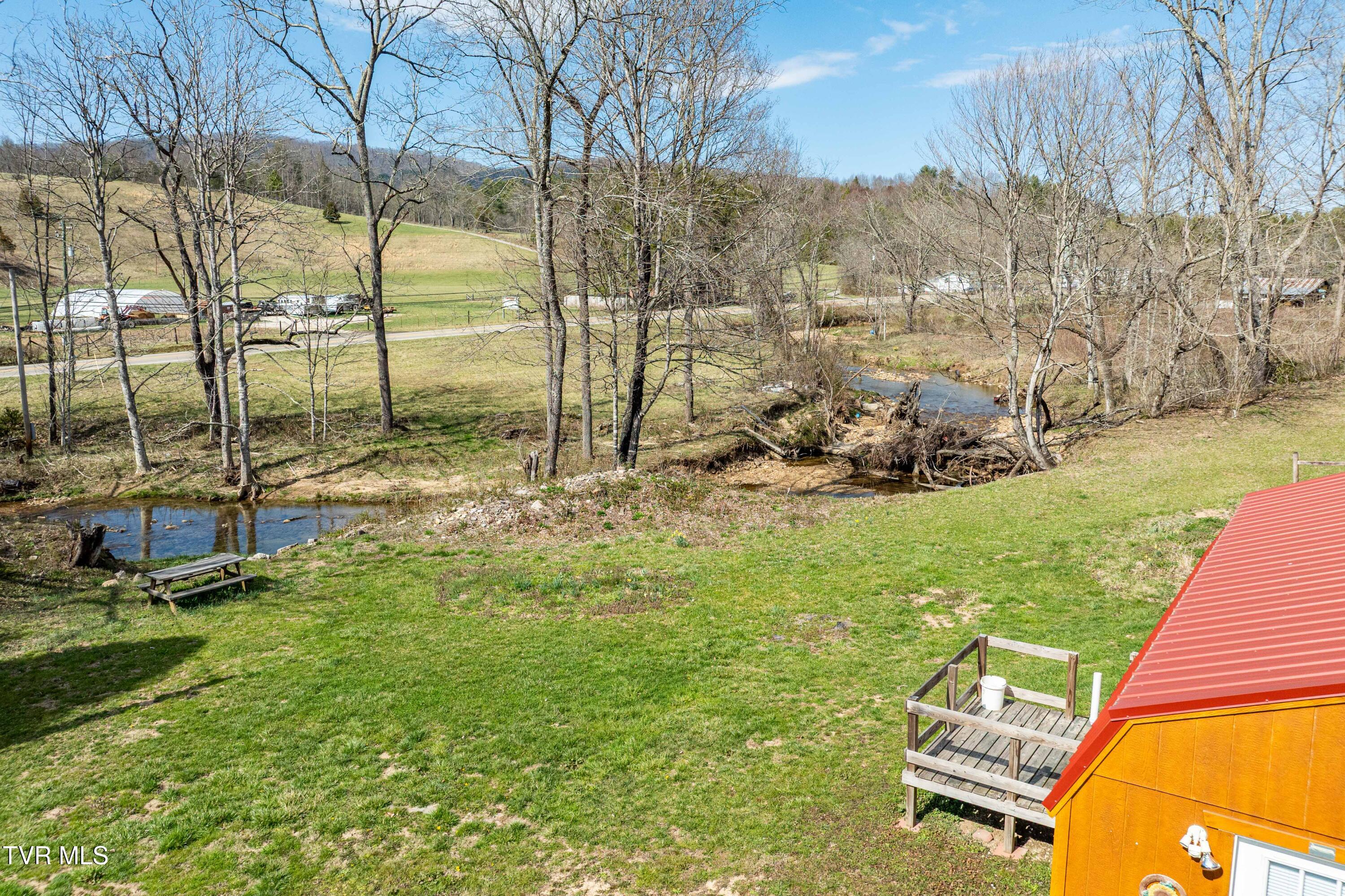 672 Stage Coach Loop Property Photo 14