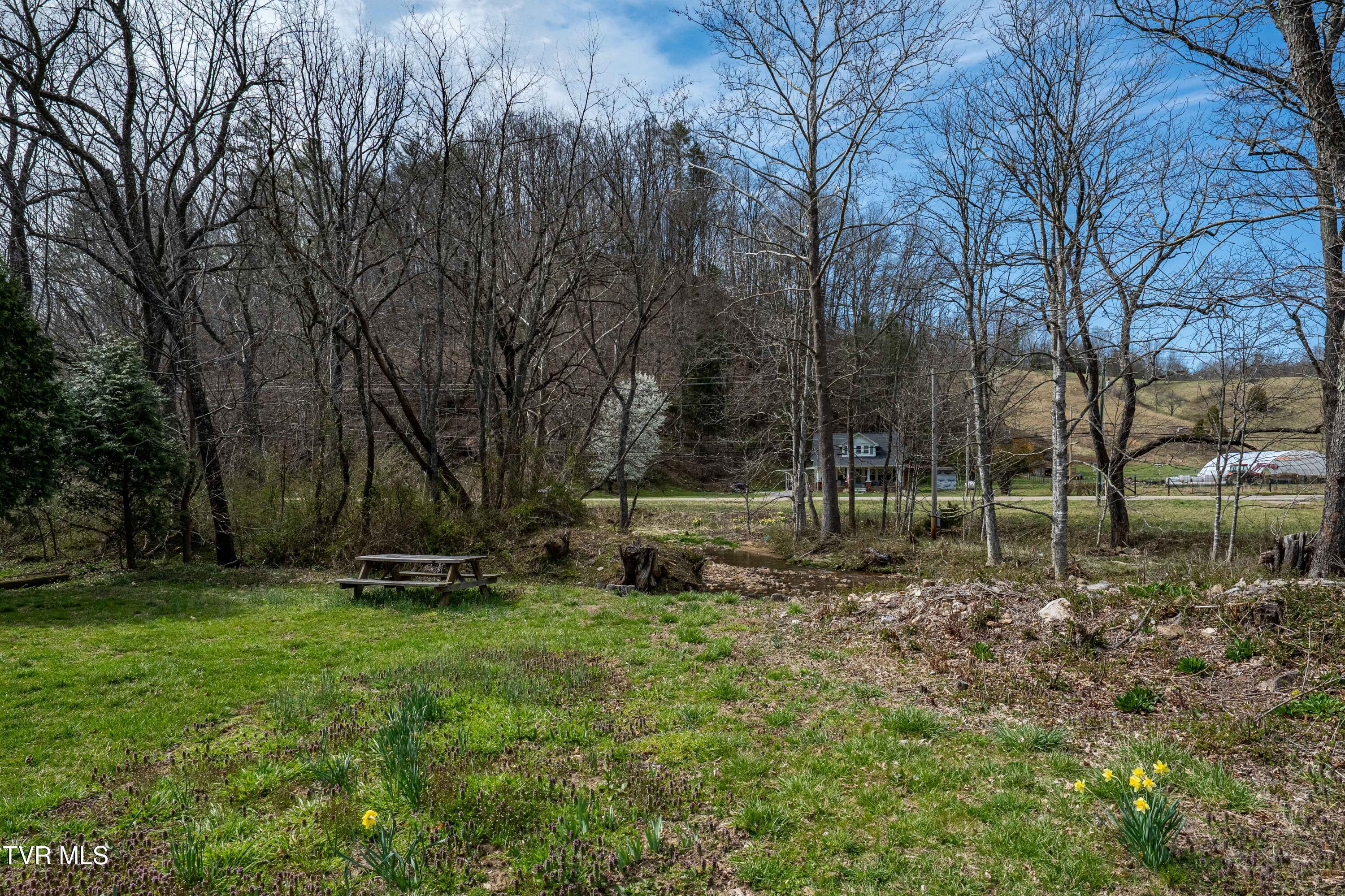 672 Stage Coach Loop Property Photo 35
