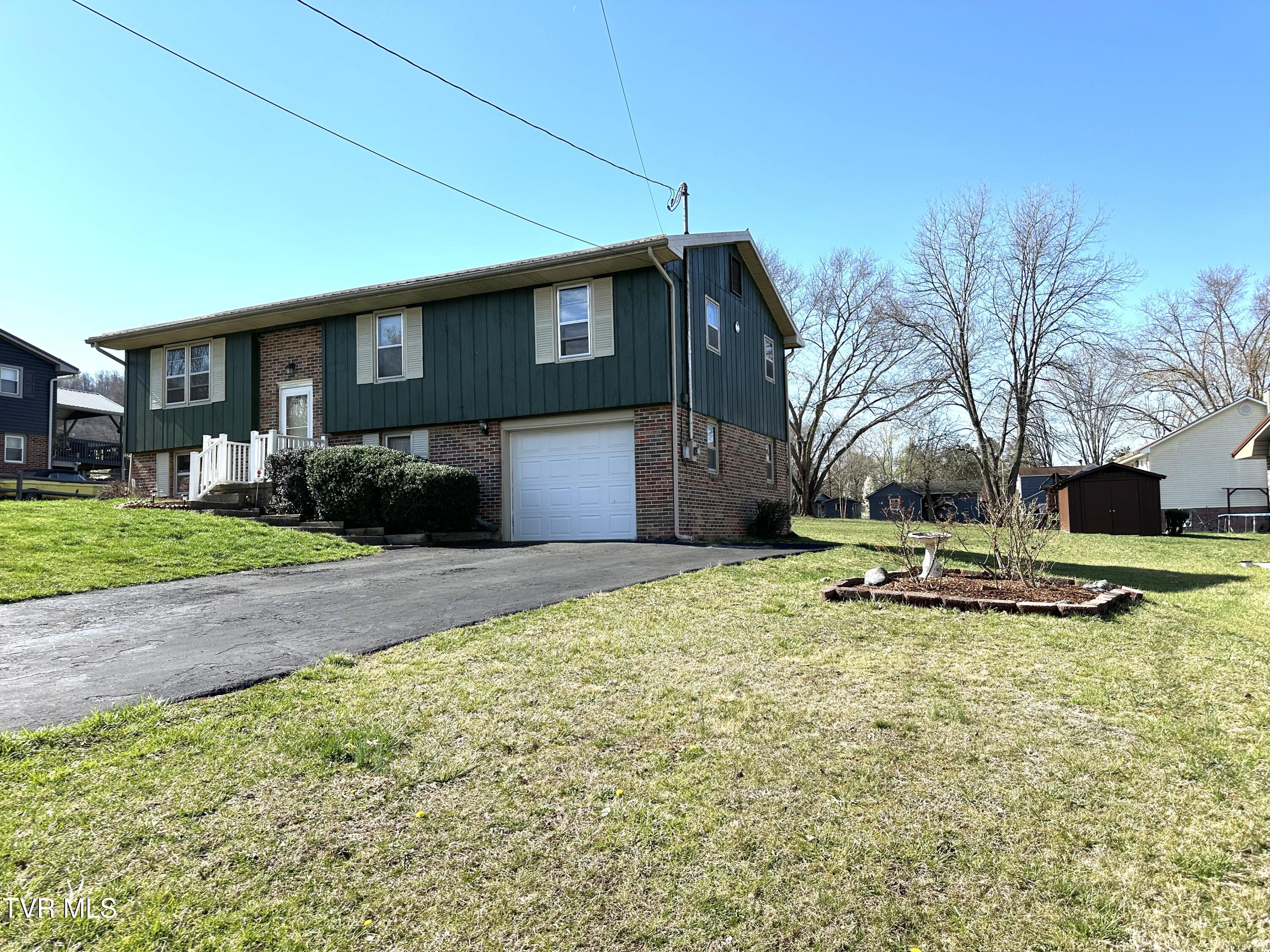 2602 Austin Village Boulevard Property Photo 3