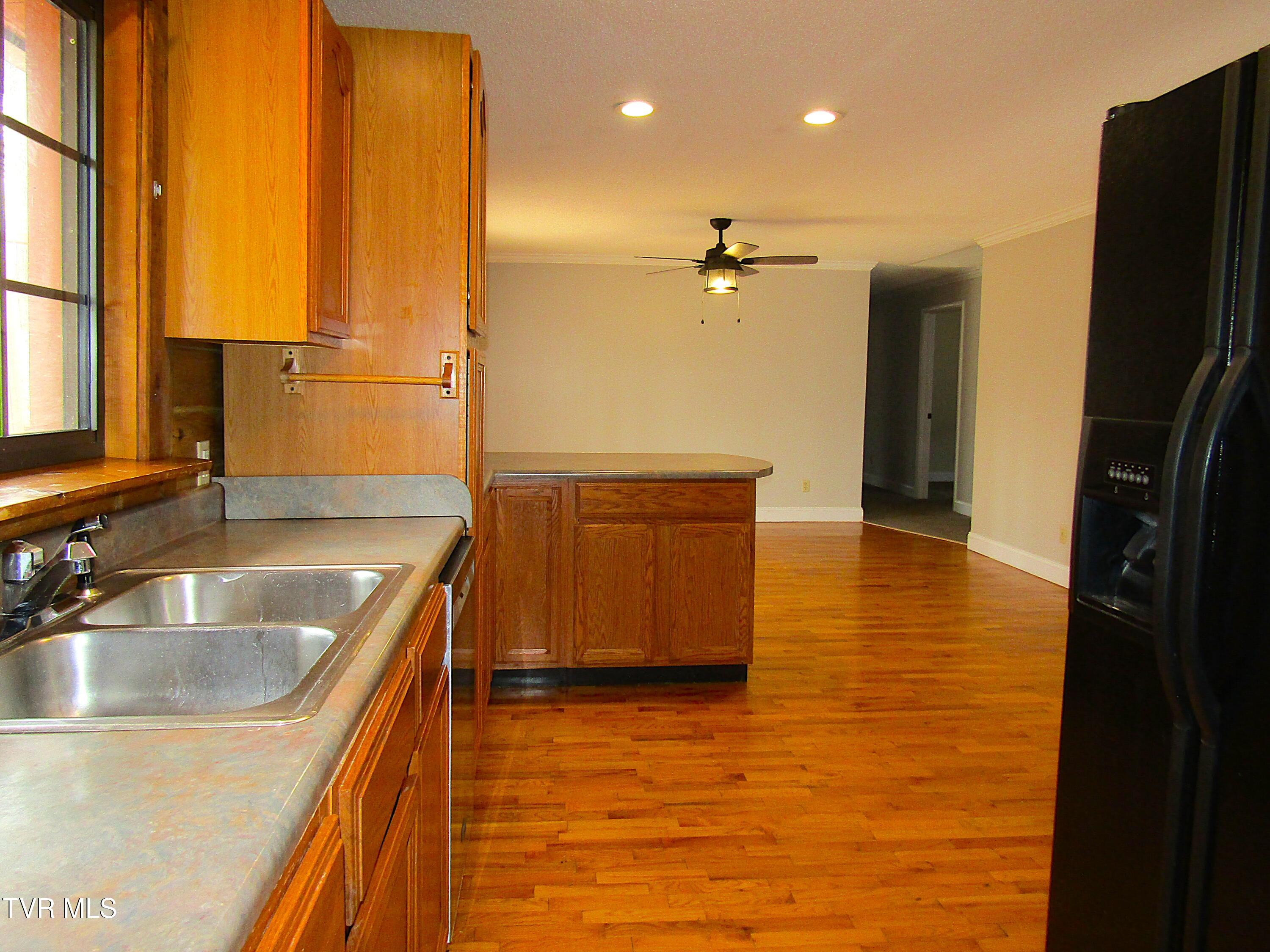 144 Hollow Timbers Drive Property Photo 16