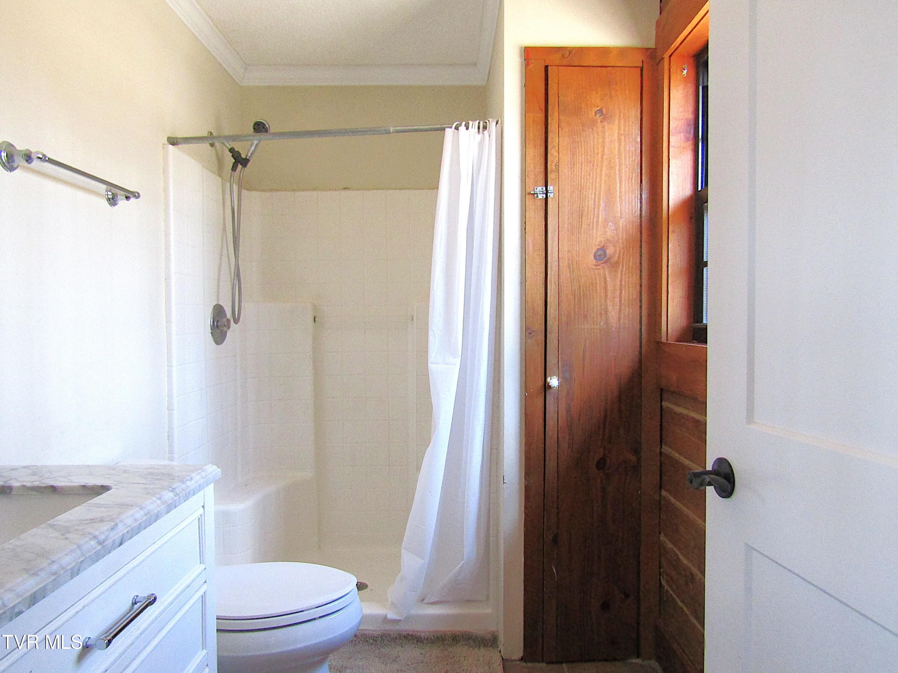 144 Hollow Timbers Drive Property Photo 32