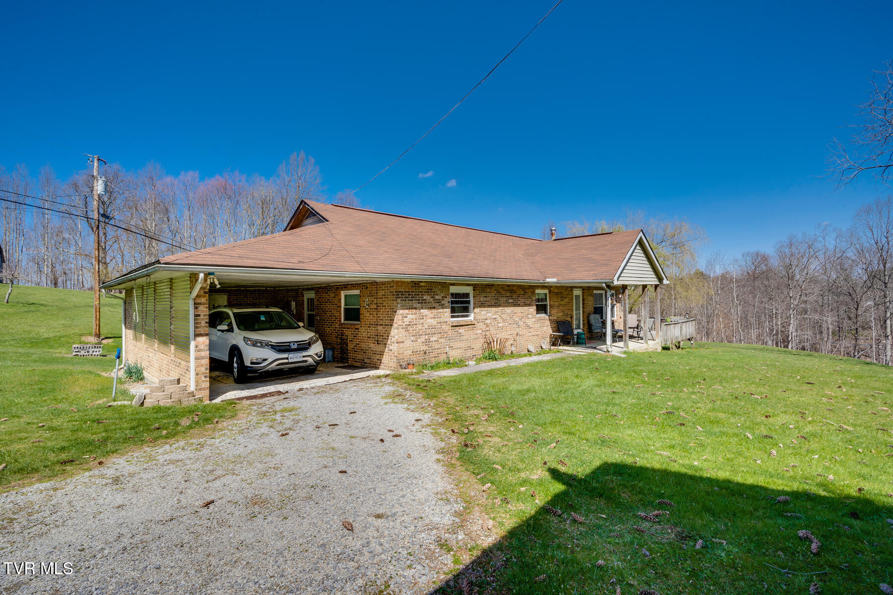 5759 Ring Road Property Photo 2