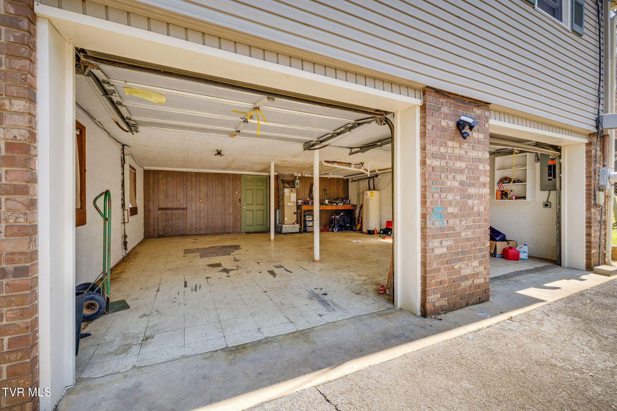736 Fleetwood Avenue Property Photo 26