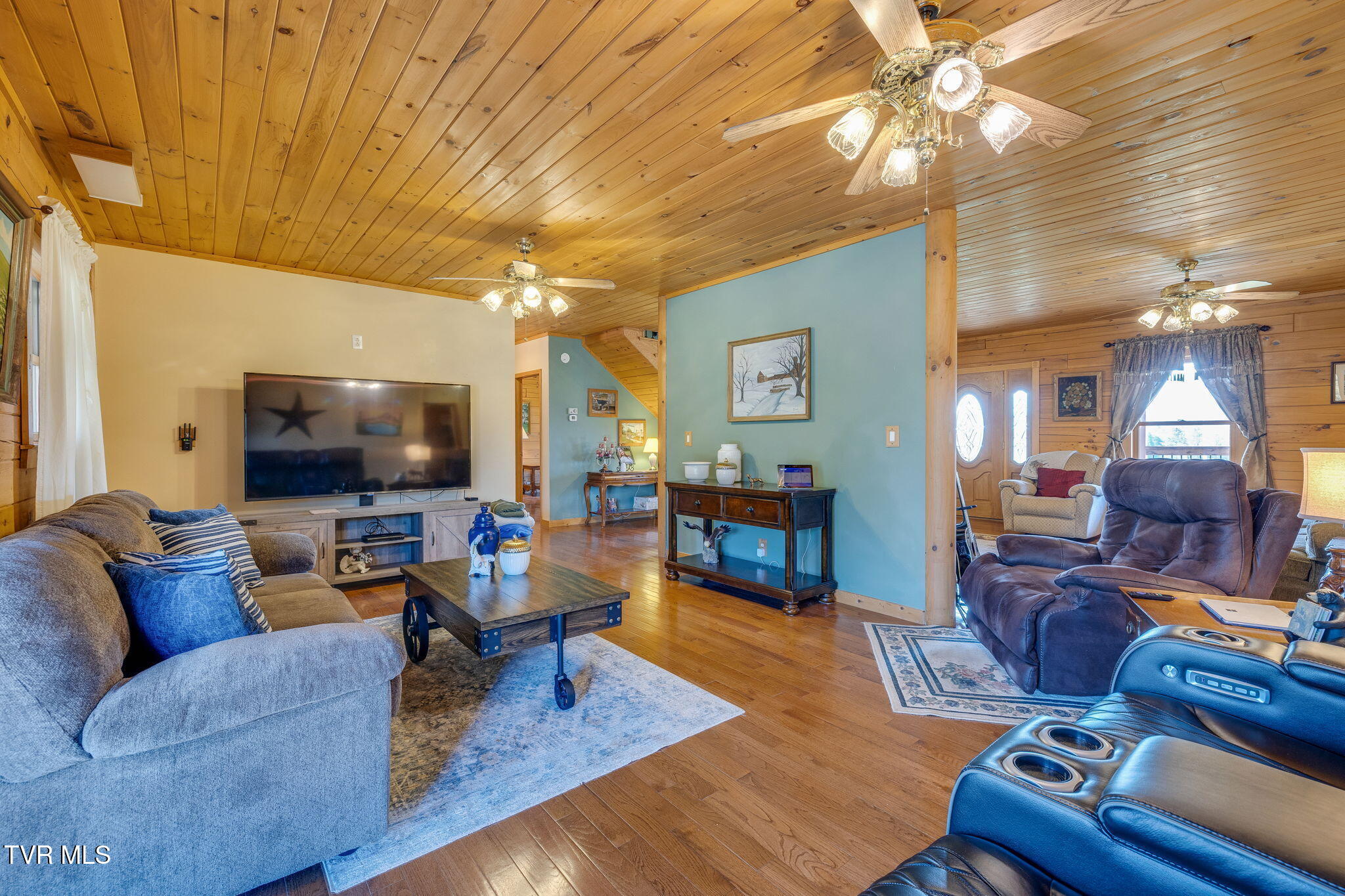 567 Way Cross Road Property Photo 7