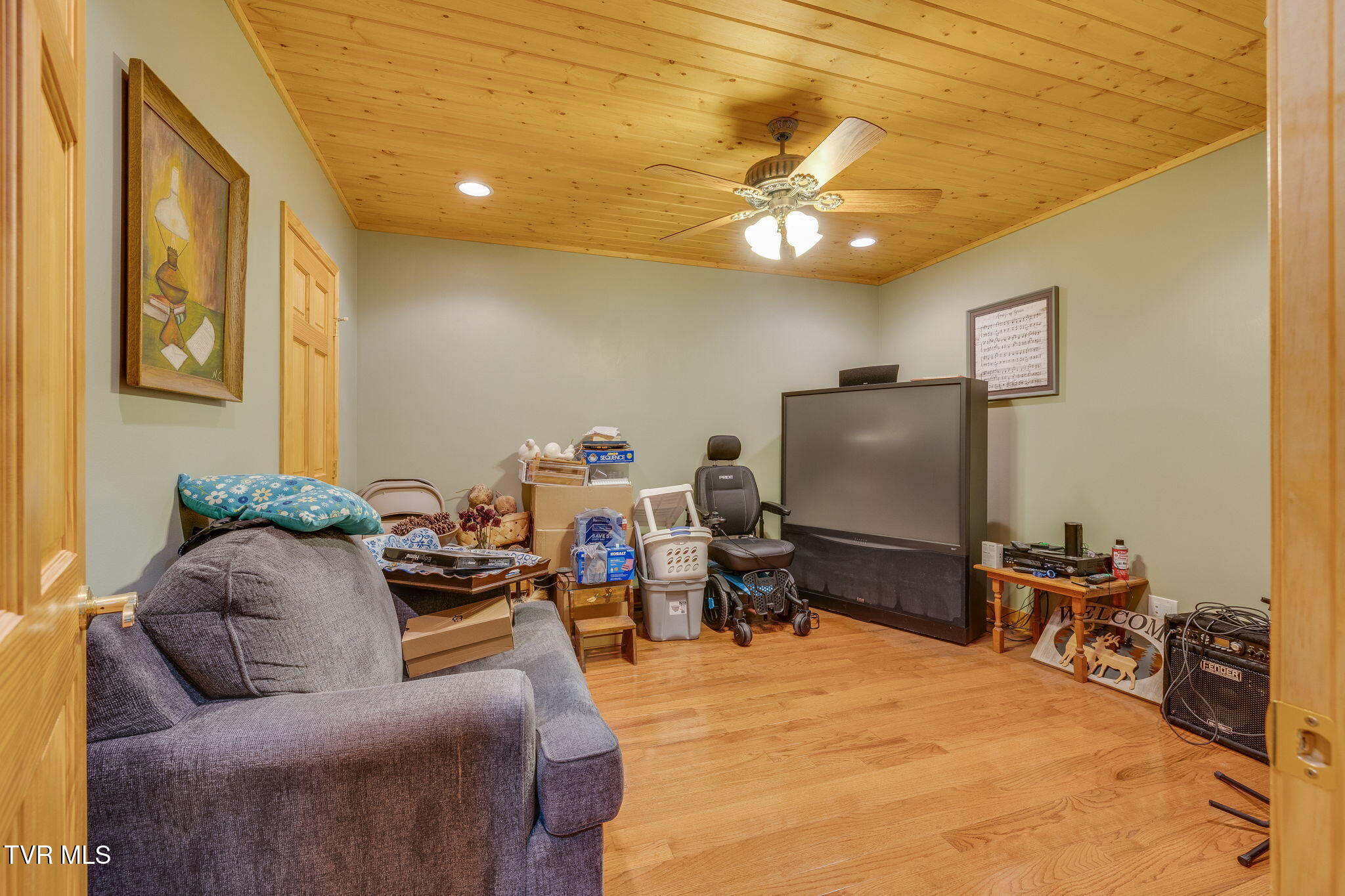567 Way Cross Road Property Photo 25