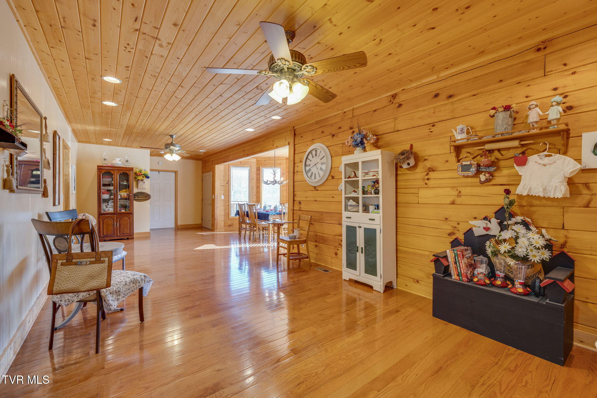 567 Way Cross Road Property Photo 27