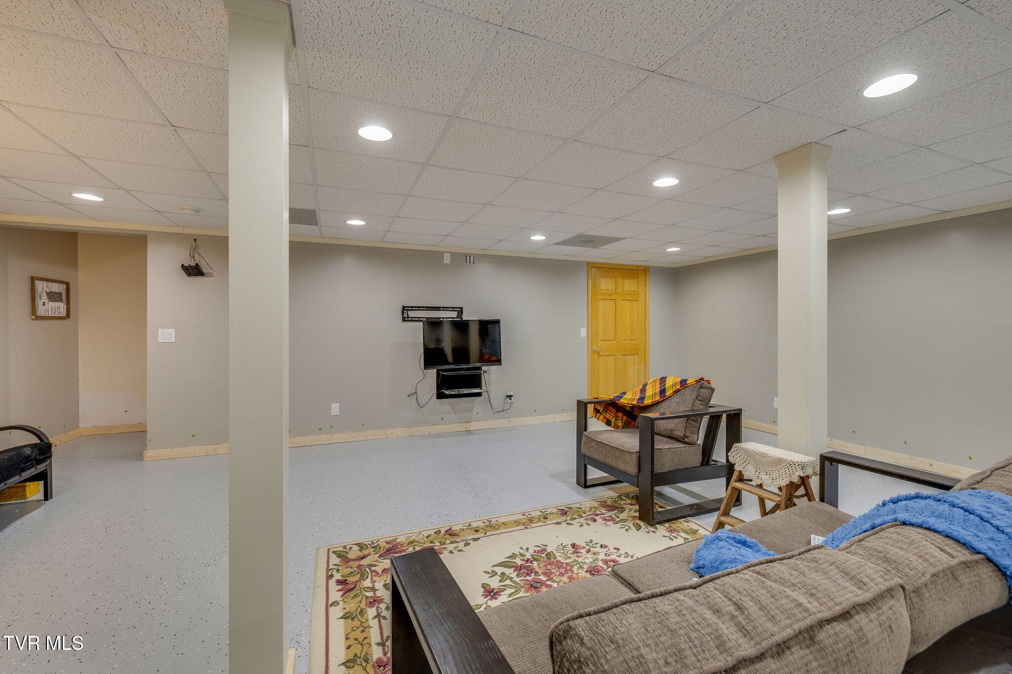 567 Way Cross Road Property Photo 47