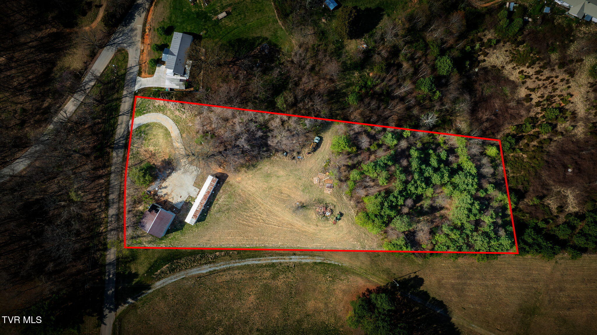950 Holder Road Property Photo 3
