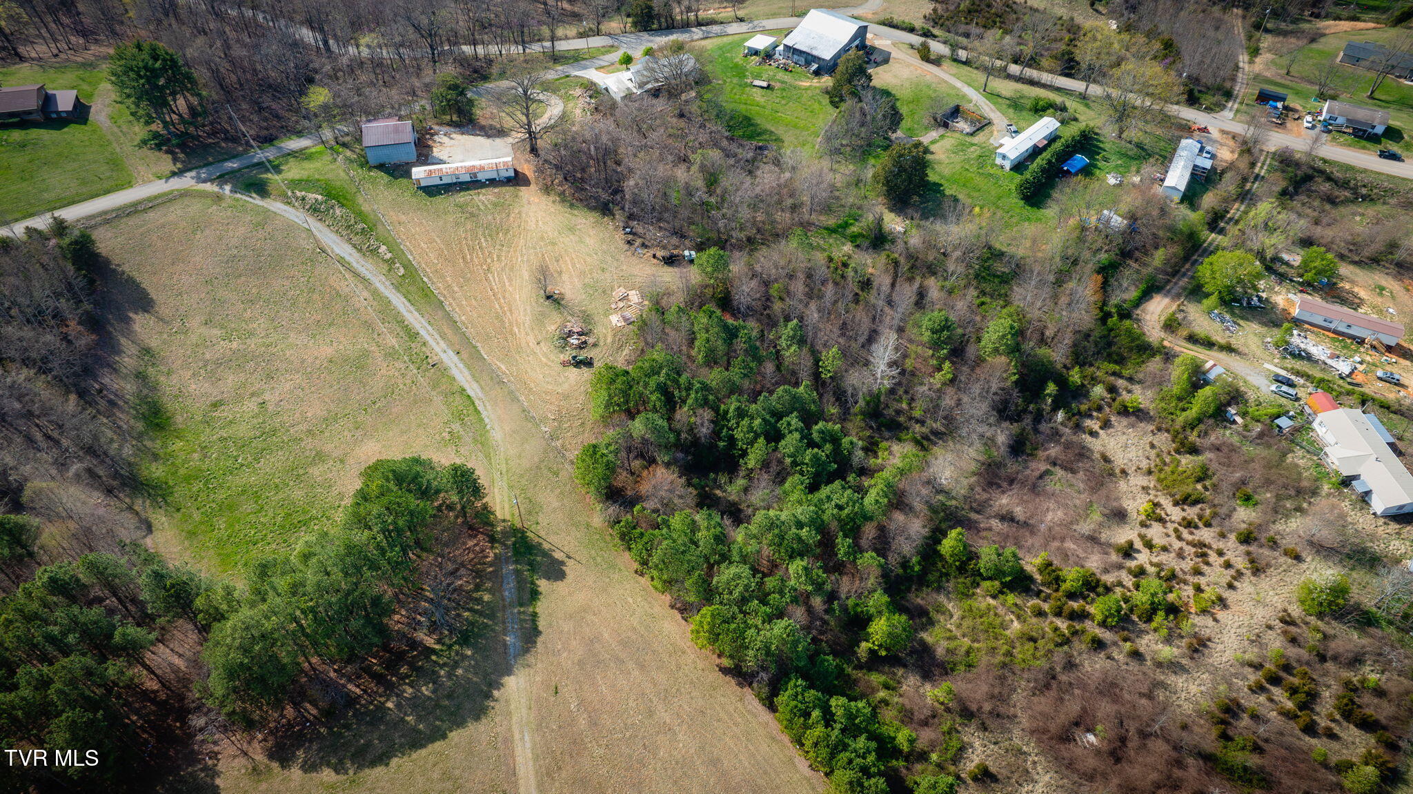 950 Holder Road Property Photo 15